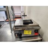 Vollrath TSA7012 Sandwich Press 120V, 1800W, 1PH, 60HZ