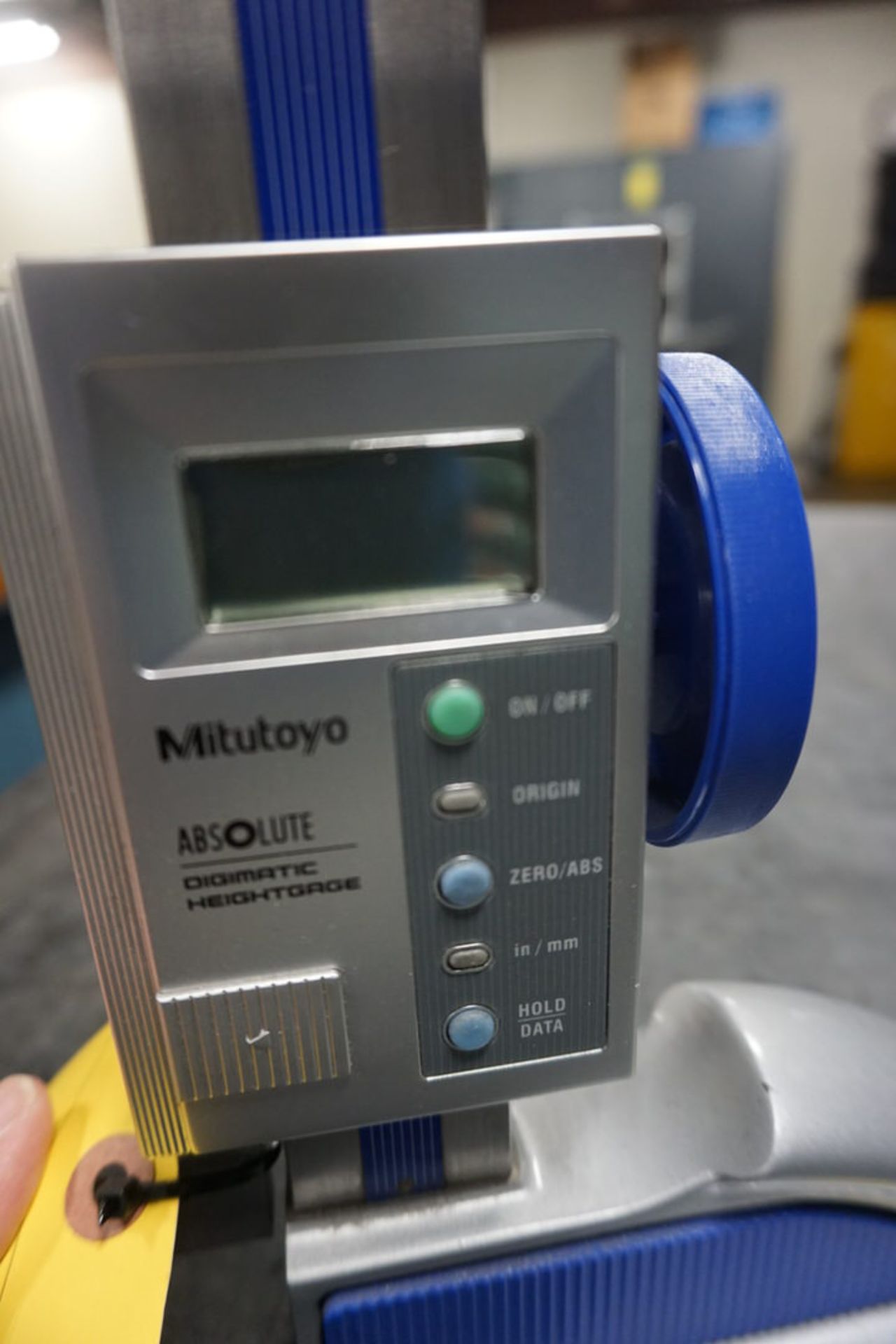 MITUTOYO 12" DIGITAL HT GAGE MDL HDS - Image 3 of 3