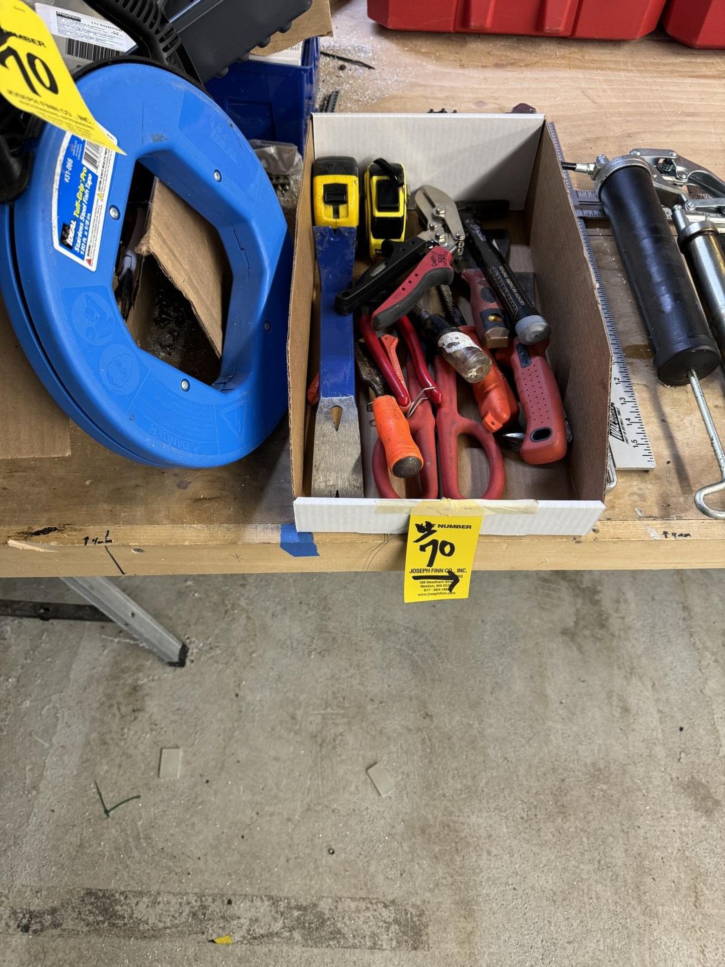 Lot Shop Lights, Handtools, Pneumatic Tools, Engravers, Heat Guns, Hole Saw Blades, Vises, Bolt - Bild 7 aus 7