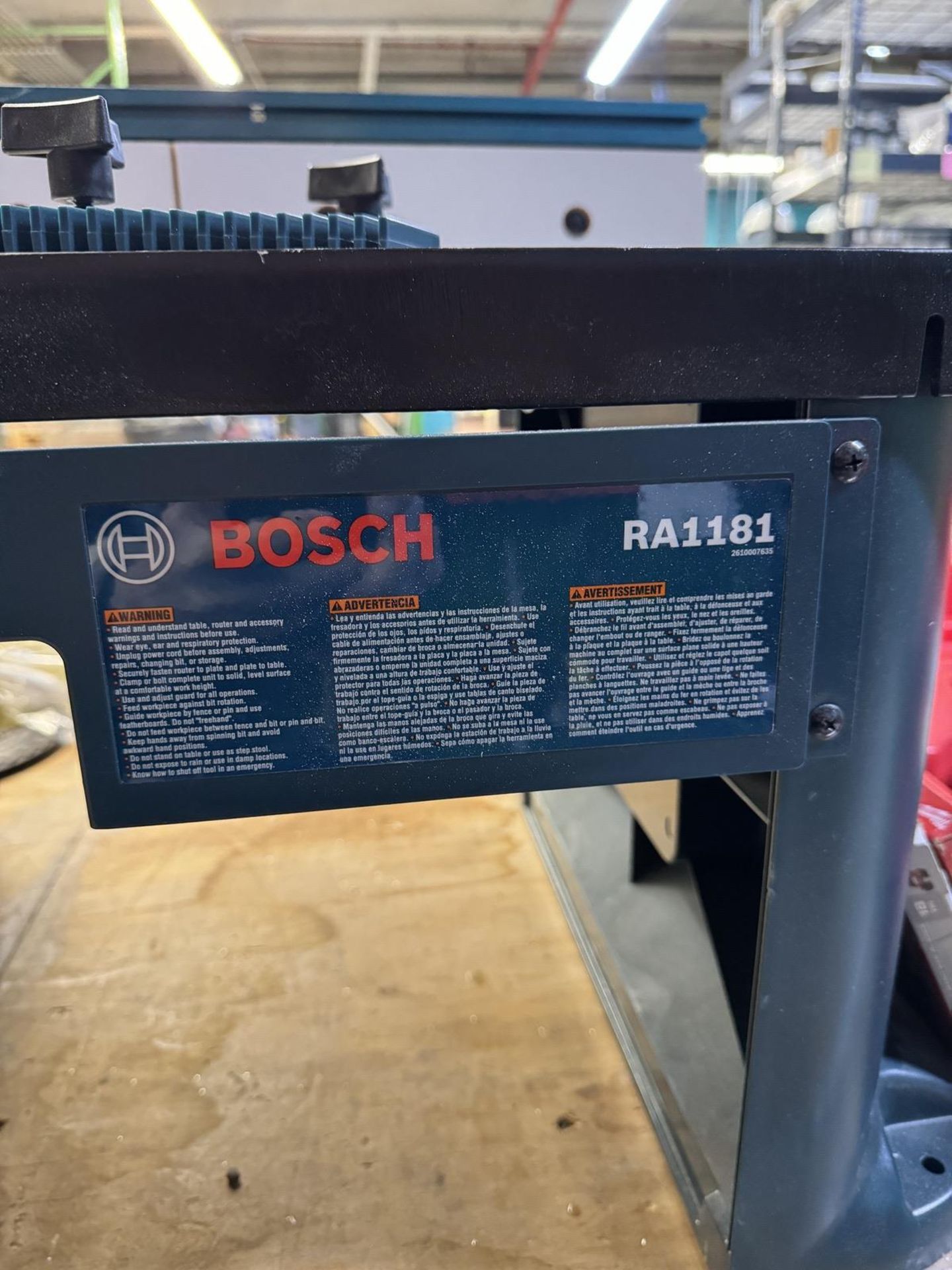 Lot WEN 4" x 36" Belt-6" Disc Sander, Skil 3320 10" Bench Drill, Bosch RA1181 Routing Table - Image 6 of 6