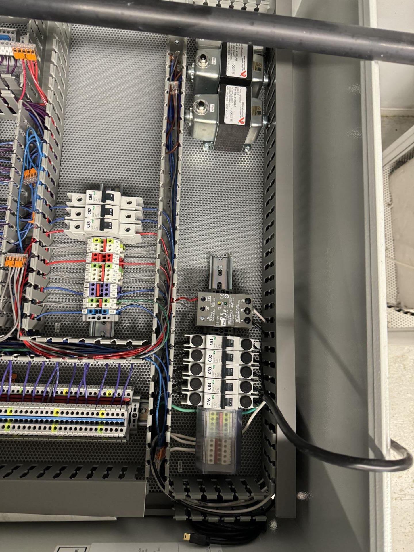 Schneider Electric Box with Componants, 4' x 30" - Image 6 of 7