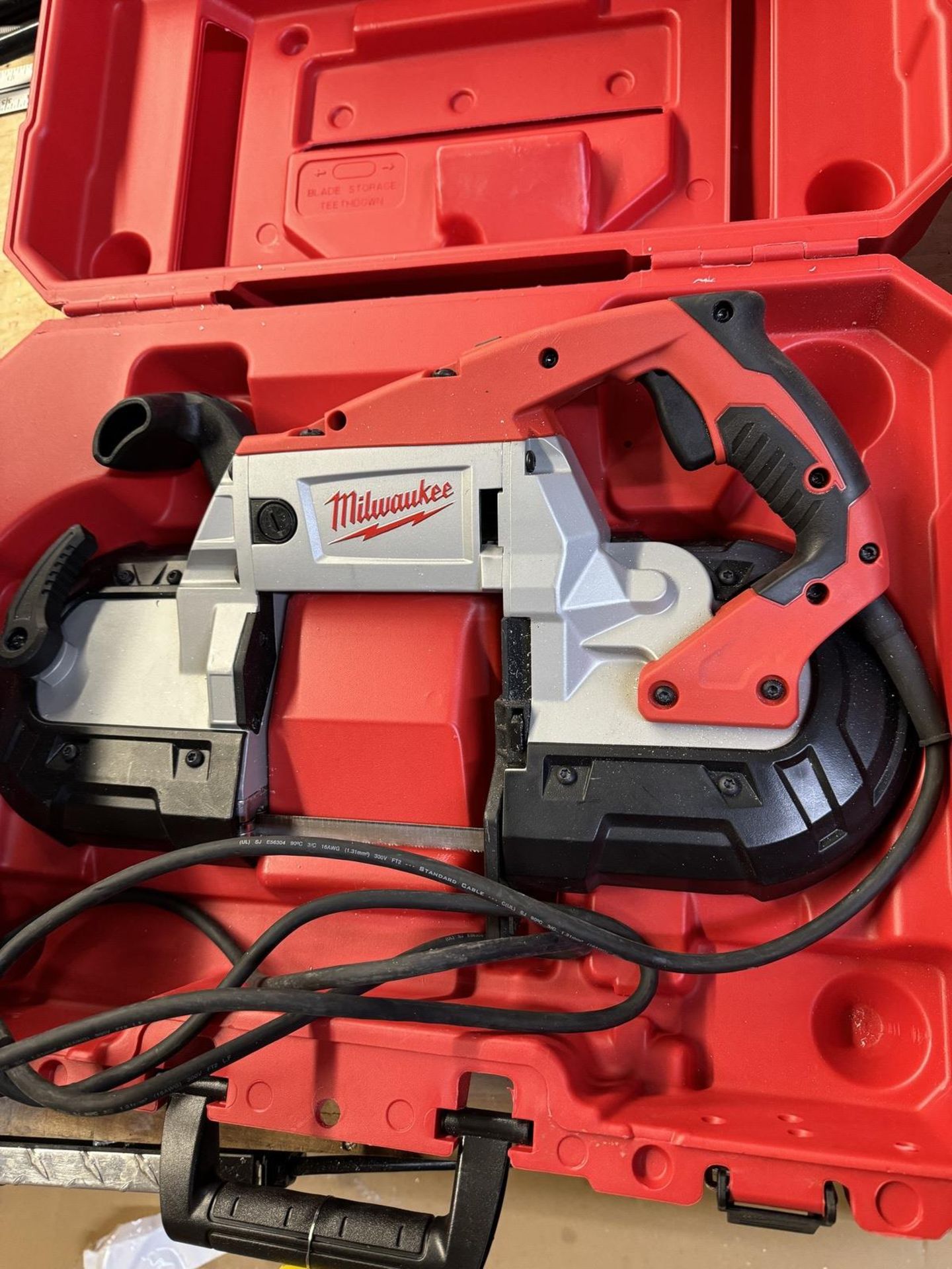 Milwaukee 6238-20 Port. Band Saw with Case - Image 2 of 3