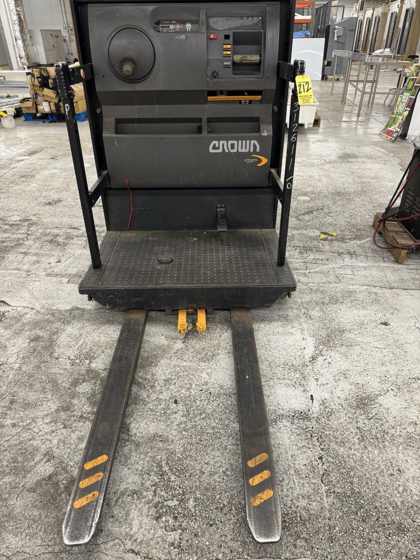 Crown 3500 SP Series SP3050-30 Stand on Forklift s/n 1A337965, BCI Charger - Image 7 of 13