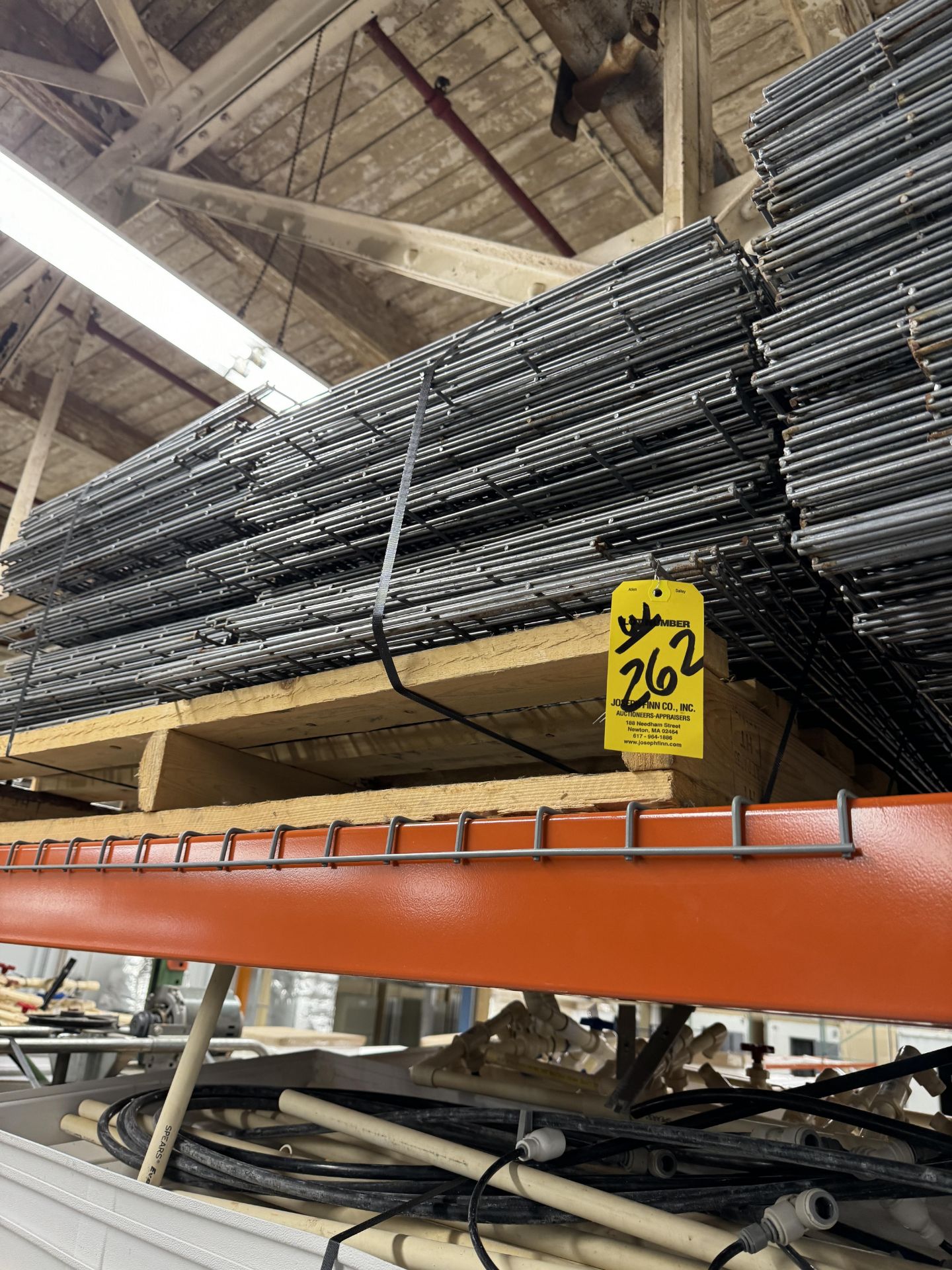 (1) Pallet of 4' x 4' Wire Decking - Image 3 of 3