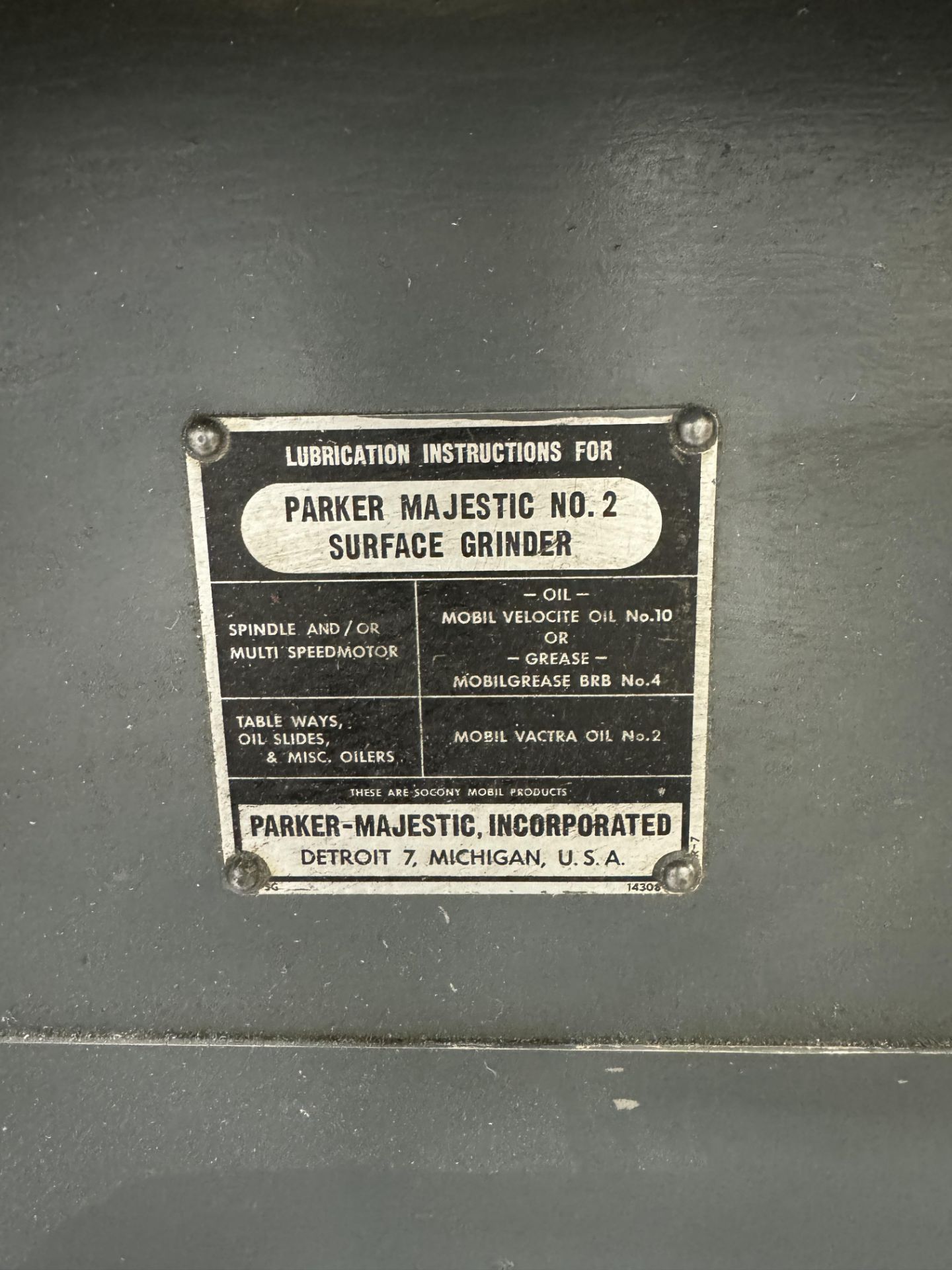 (1) Parker Majestic #2 Surface Grinder w/ 6" x 18" Mag. Chuck, Variac Speed Control w/ Wheel - Image 4 of 6