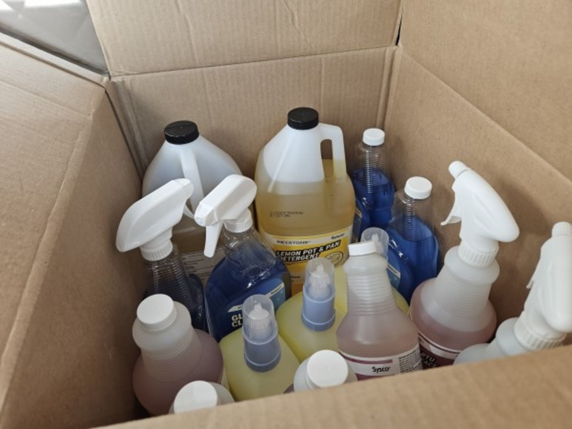 LOT OF ASSORTED CLEANING SUPPLIES AND SANITIZING PRODUCT See terms in full description. - Image 2 of 6