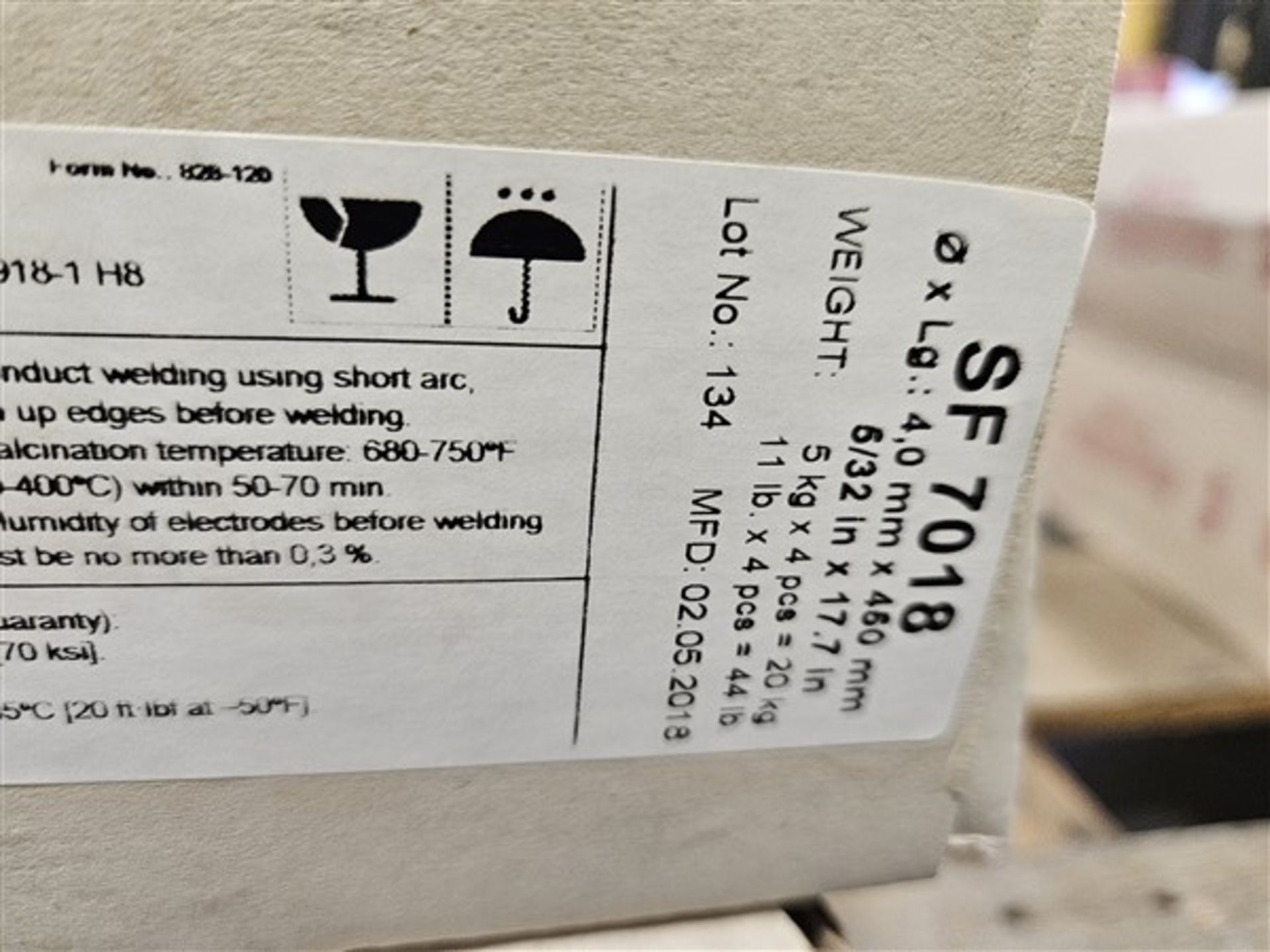 4 BOXES OF SUMY-ELECTRODE SF-7018, 5/32 IN. X 17.7 IN. - Image 2 of 2