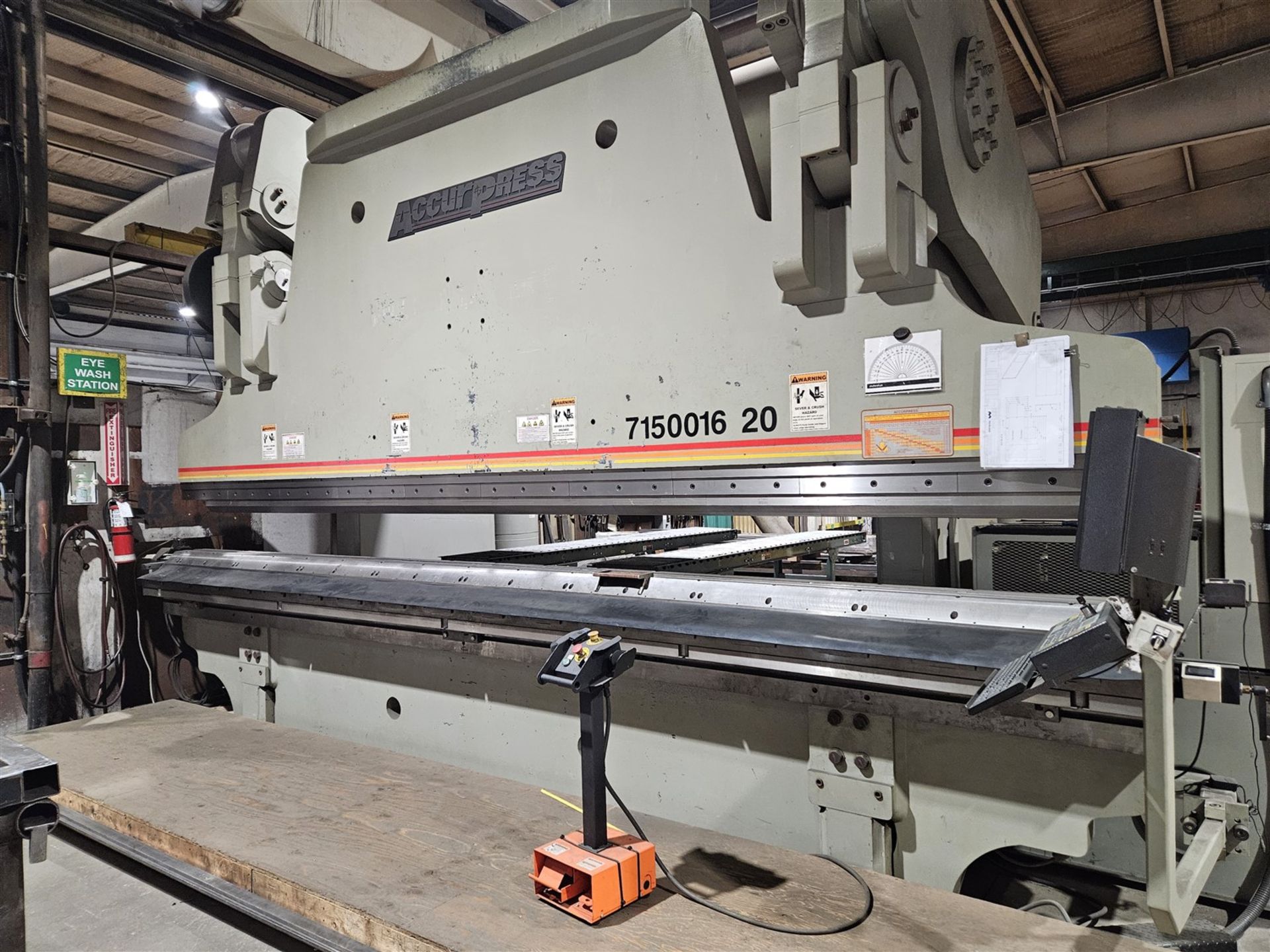 ACCURPRESS - 2018 20 FT. X 1500 TON, MOD. 71500 16/20 S/N 12911, 460/3 PH, CONTROL 120V, 1 PH, 33 - Image 2 of 16