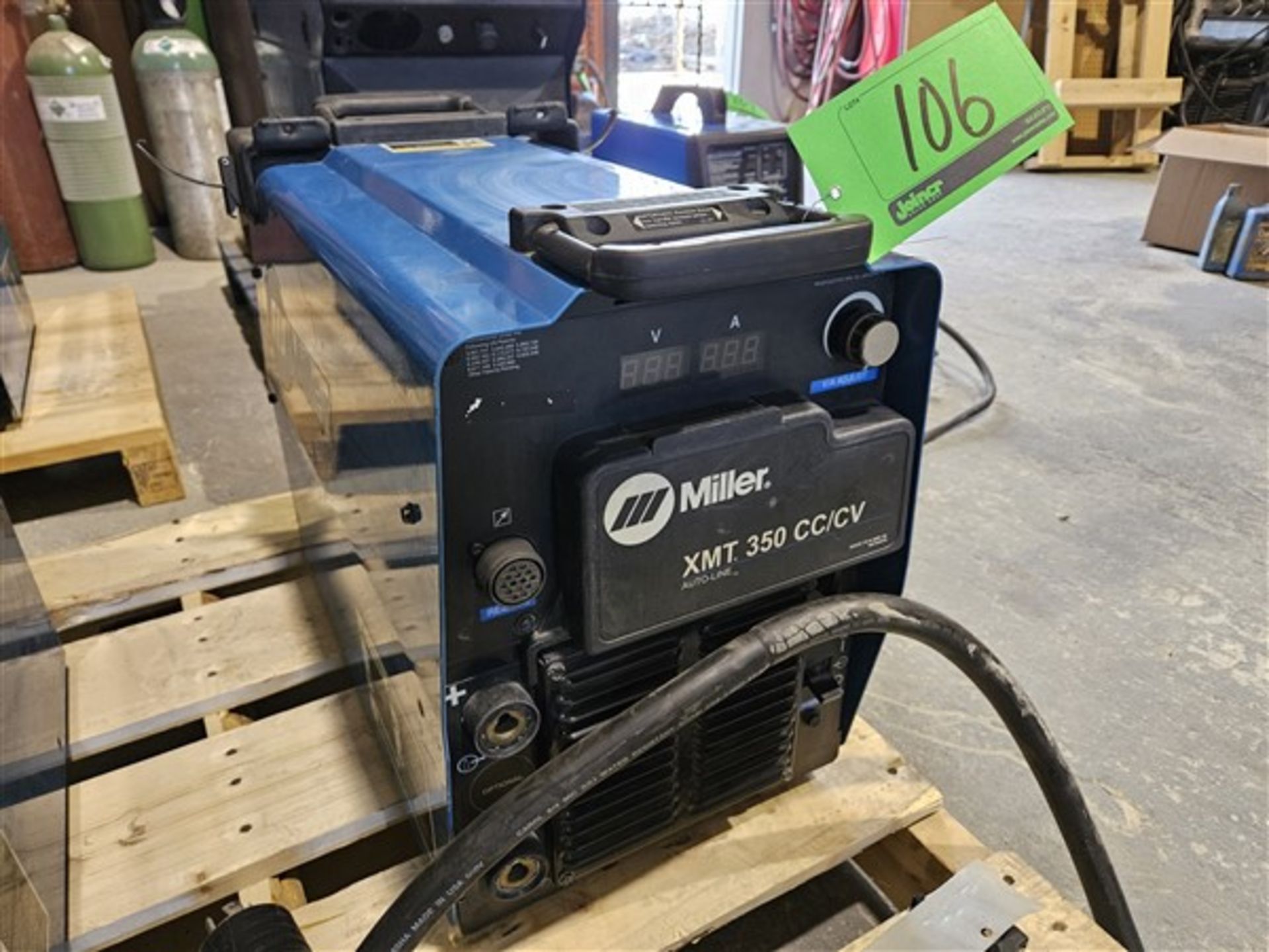 MILLER XMT 350 CC/CV WELDER (AS IS)