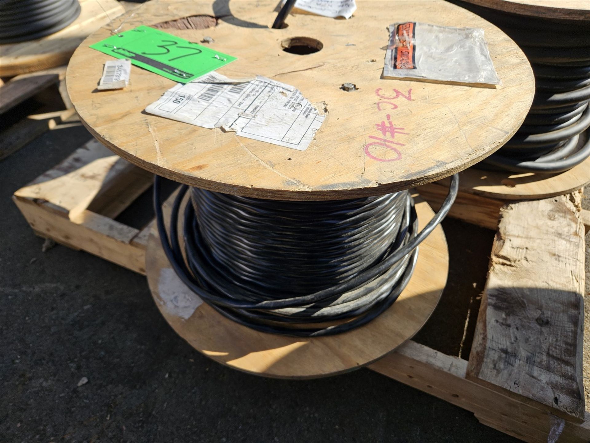 REEL OF 10-3C N/SHLD 600V UL TRAY APPROX. 240 FT. - COPPER