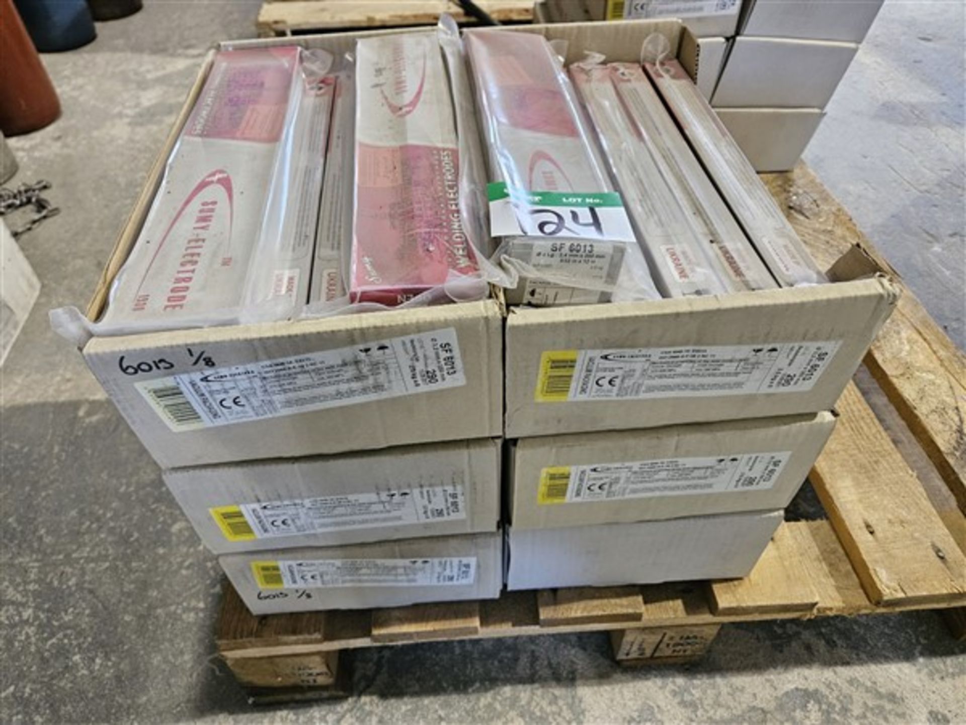 6 BOXES OF SUMY-ELECTRODE SF 6013, 1/8 IN.