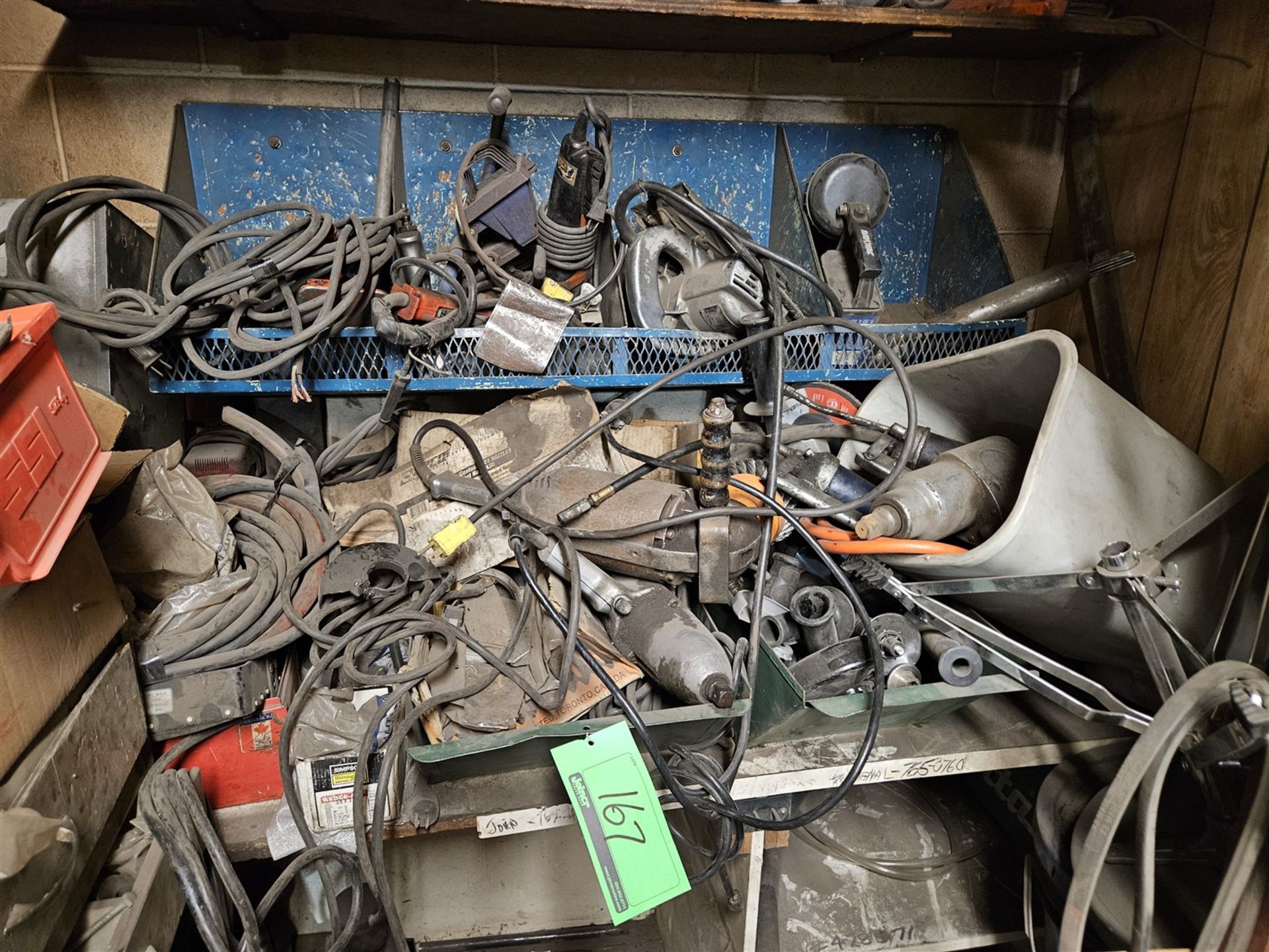 CONTENT OF ROOM (HOSES, TOOLS, BITS, METAL, ELECTRODES, ETC) STEEL PARTS - Image 3 of 6