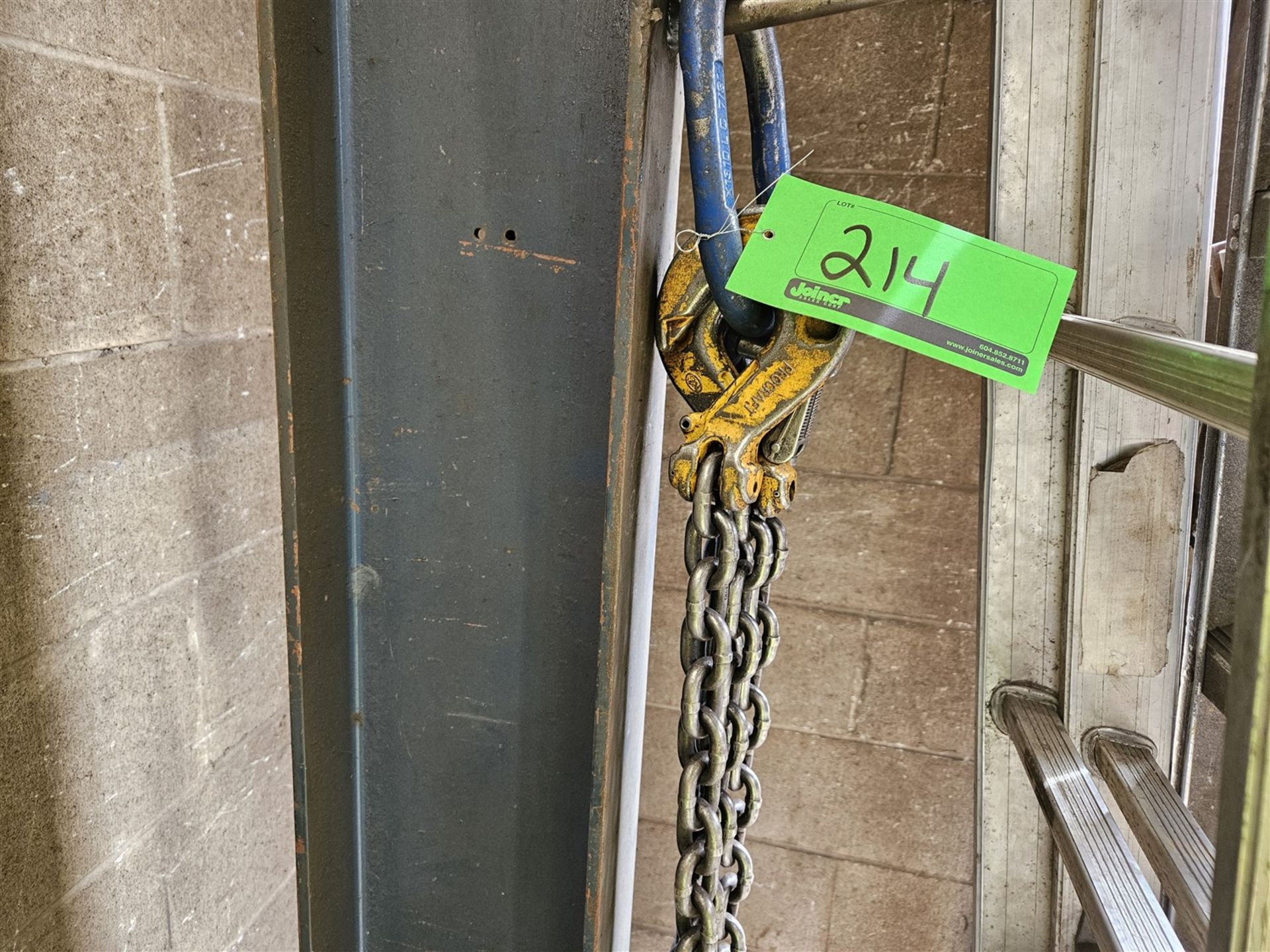 OVERHEAD CRANE LIFTING CHAIR