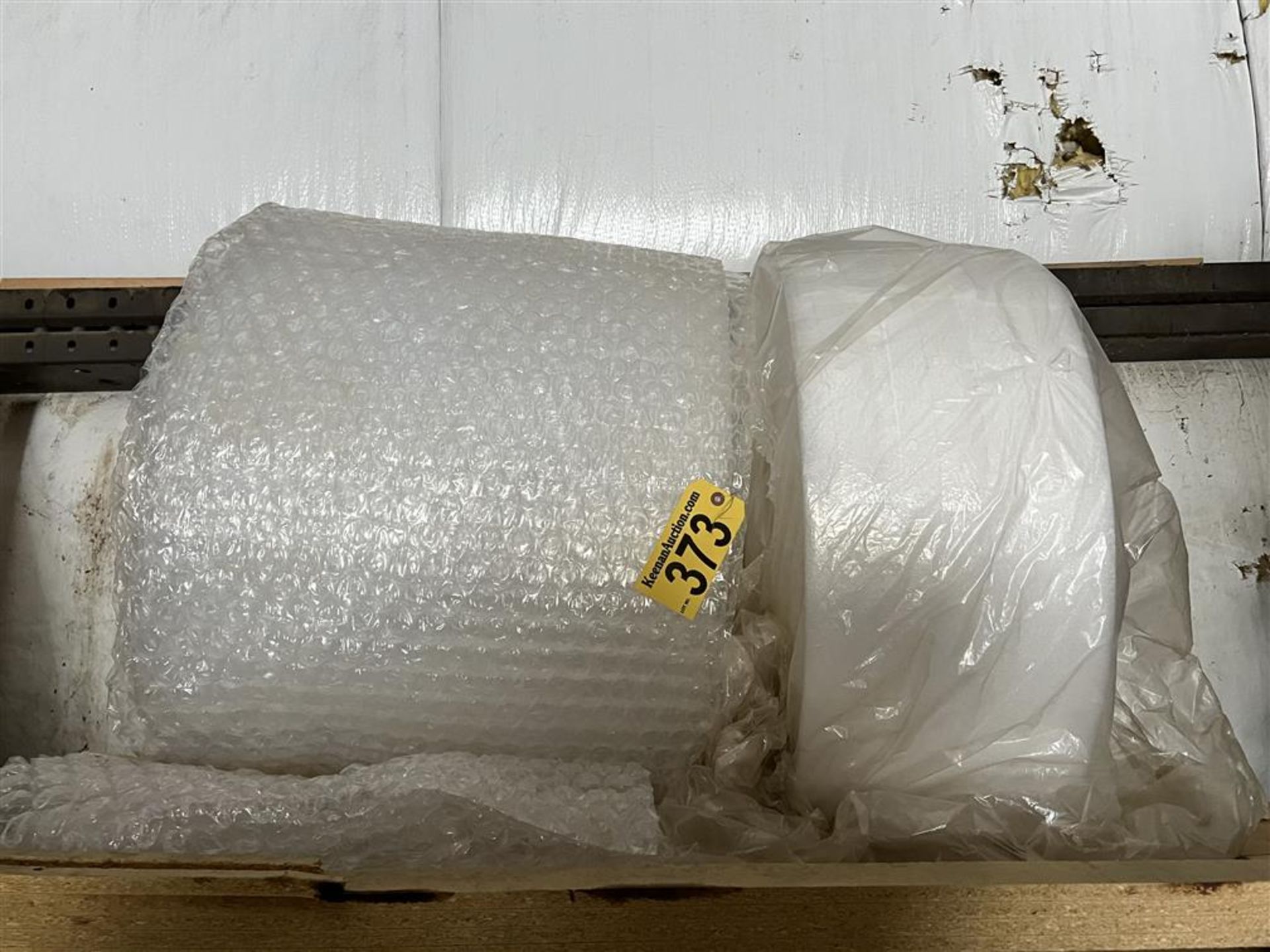 LOT: 2-ROLLS OF PACKING MATERIAL: BUBBLE WRAP & 4" SECTIONED PACKING FOAM