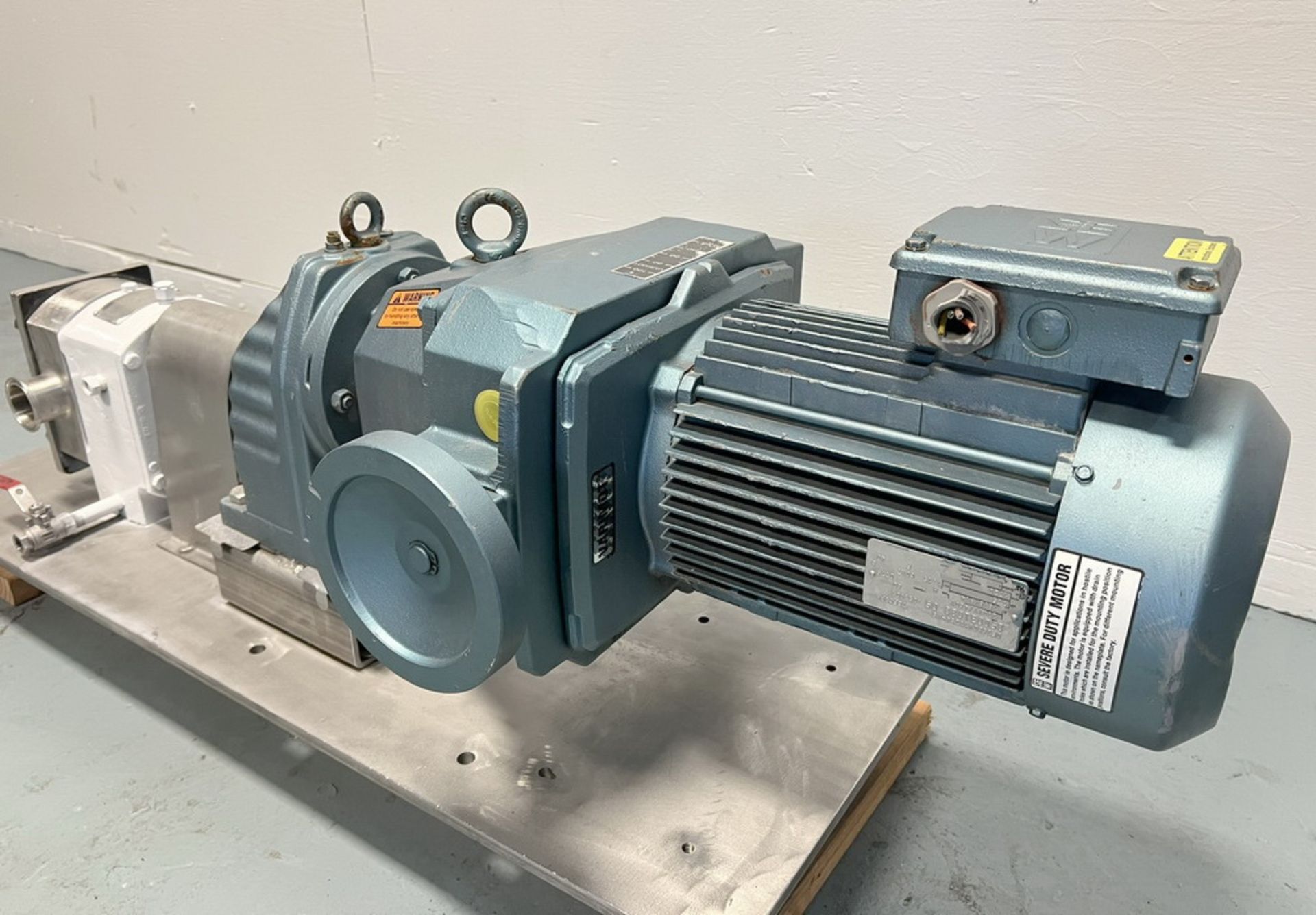 APV Stainless Steel 7.5 HP Positive Displacement Pump - Image 2 of 5
