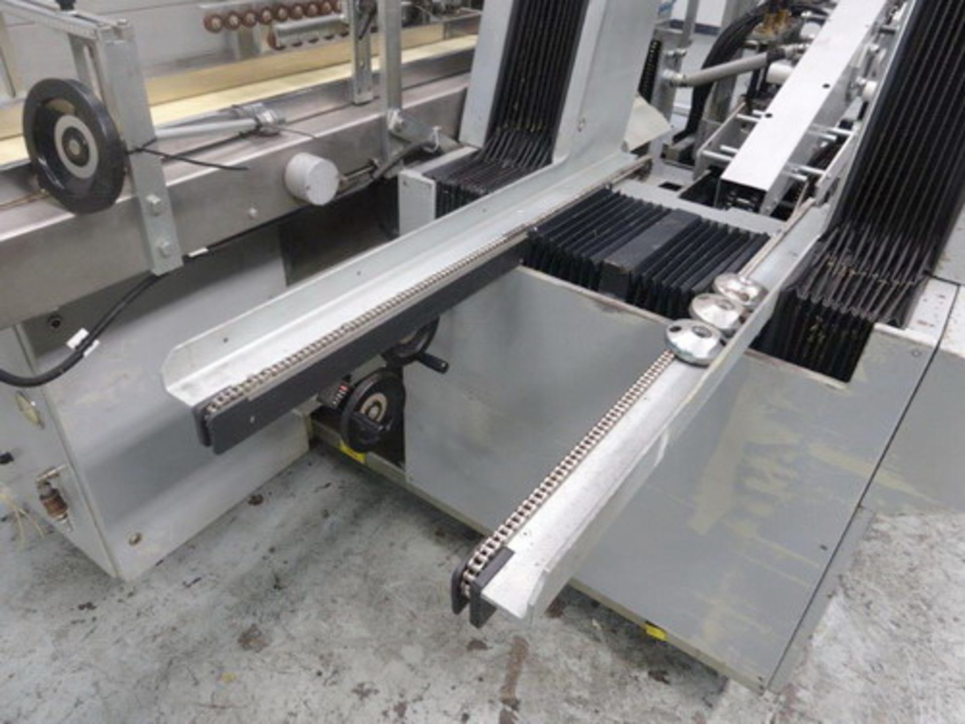 MAB Automatic Case Erector Packer And Sealer - Image 6 of 17