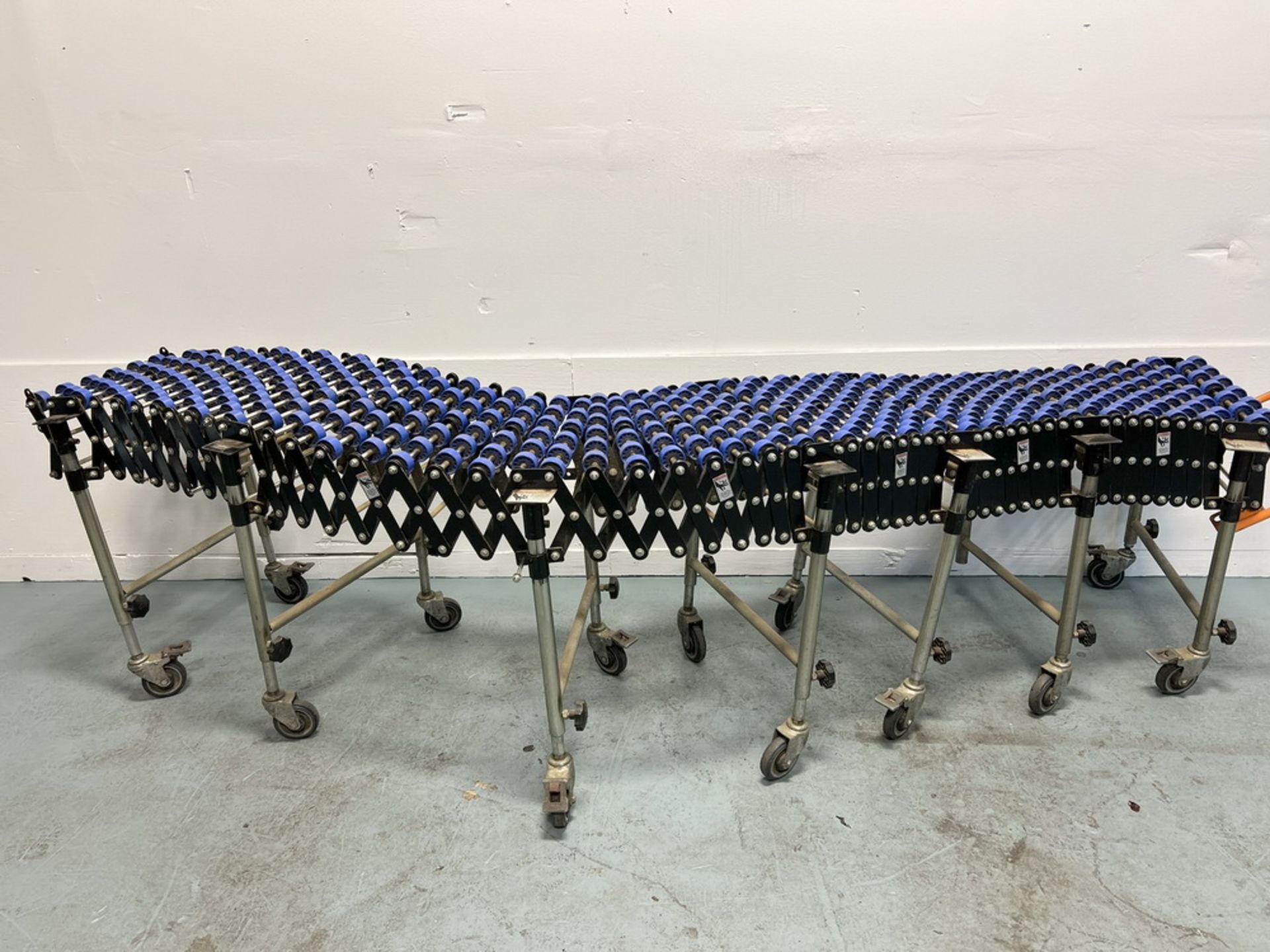 Nestaflex 226 Collapsible Skate Conveyor