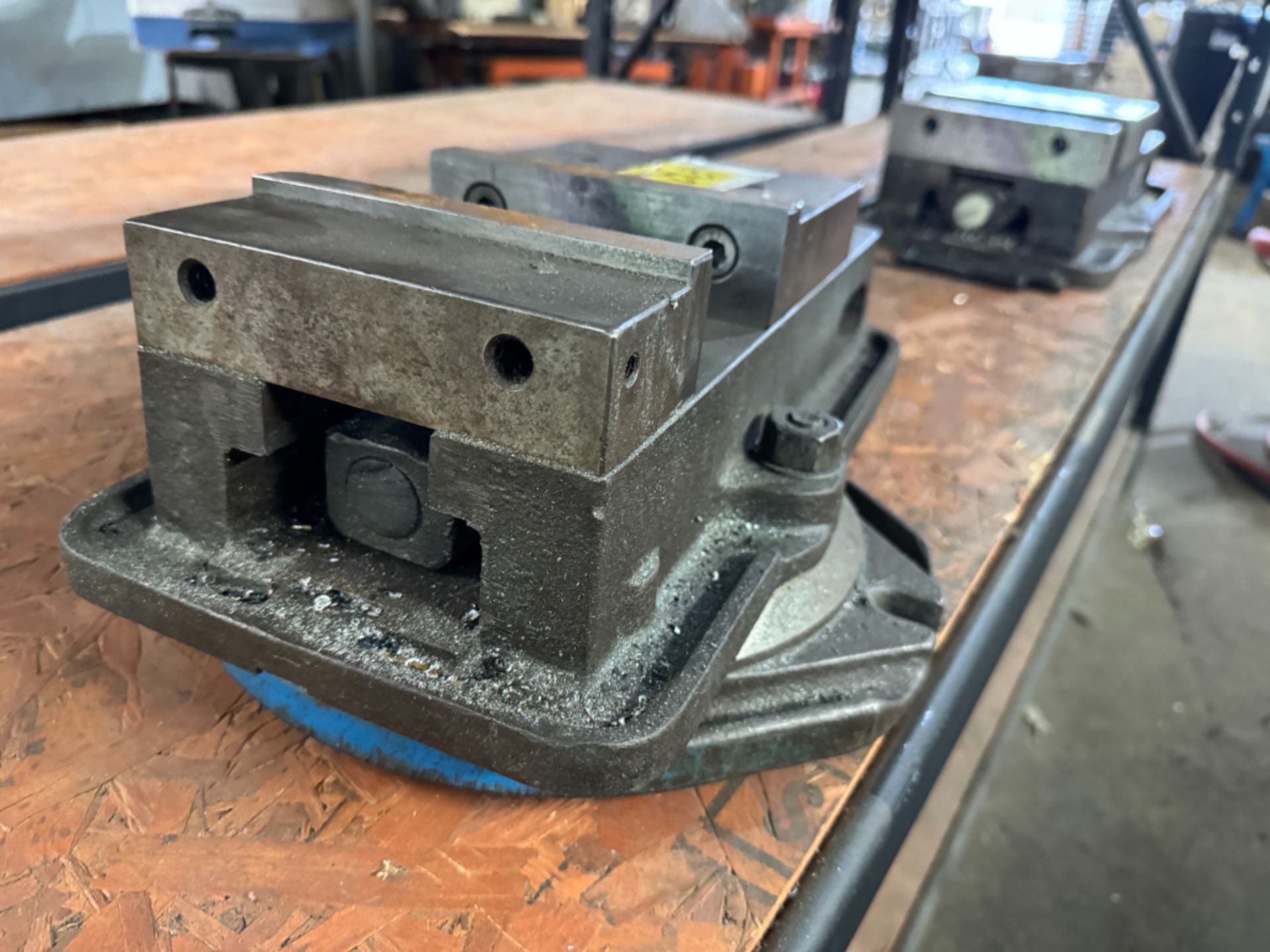 Kurt D675 Machine Vise - Image 3 of 3