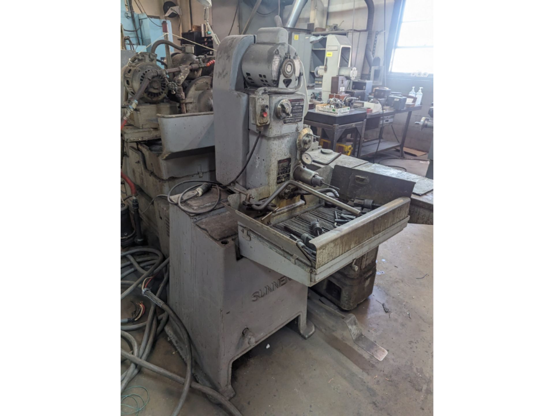 1960 Sunnen MBB-1660 Precision Honing Machine