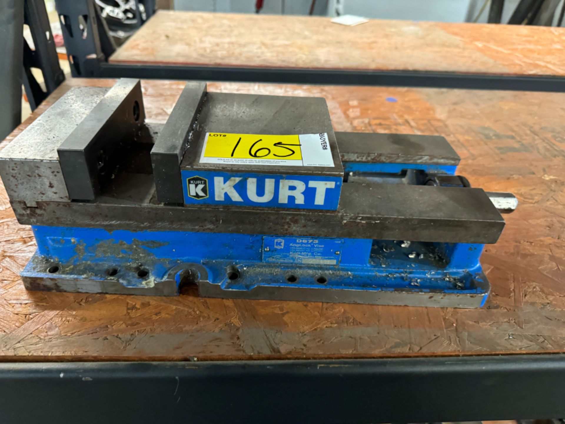 Kurt D675 Machine Vise