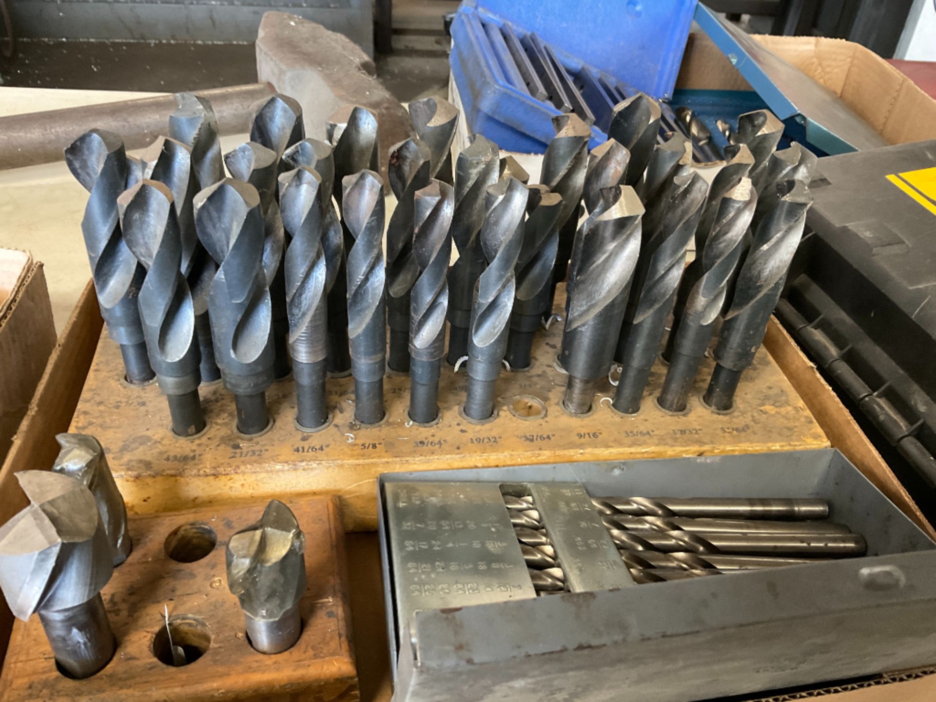 Drill Bits and End Mill Bits - Image 2 of 3