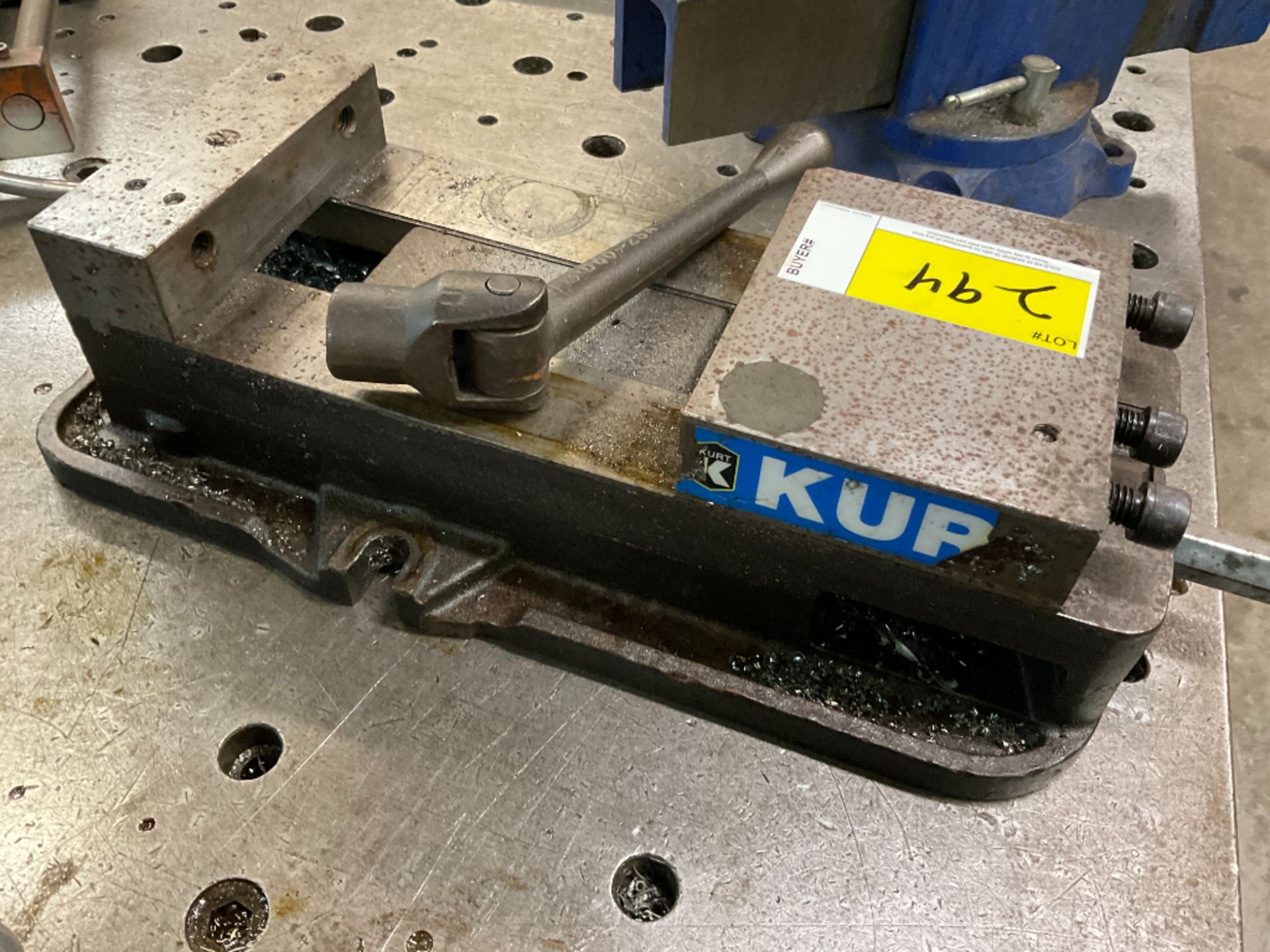 Kurt D675 Machine Vise - Image 2 of 3