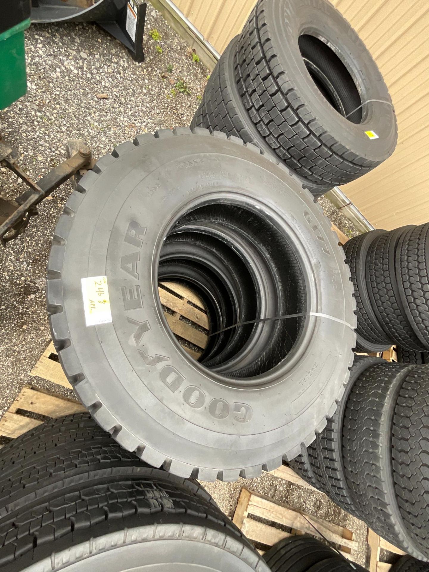 (4) Goodyear G177 11R22.5 commercial truck tires USED Virgin Tread Surplus Take Off - Image 3 of 4