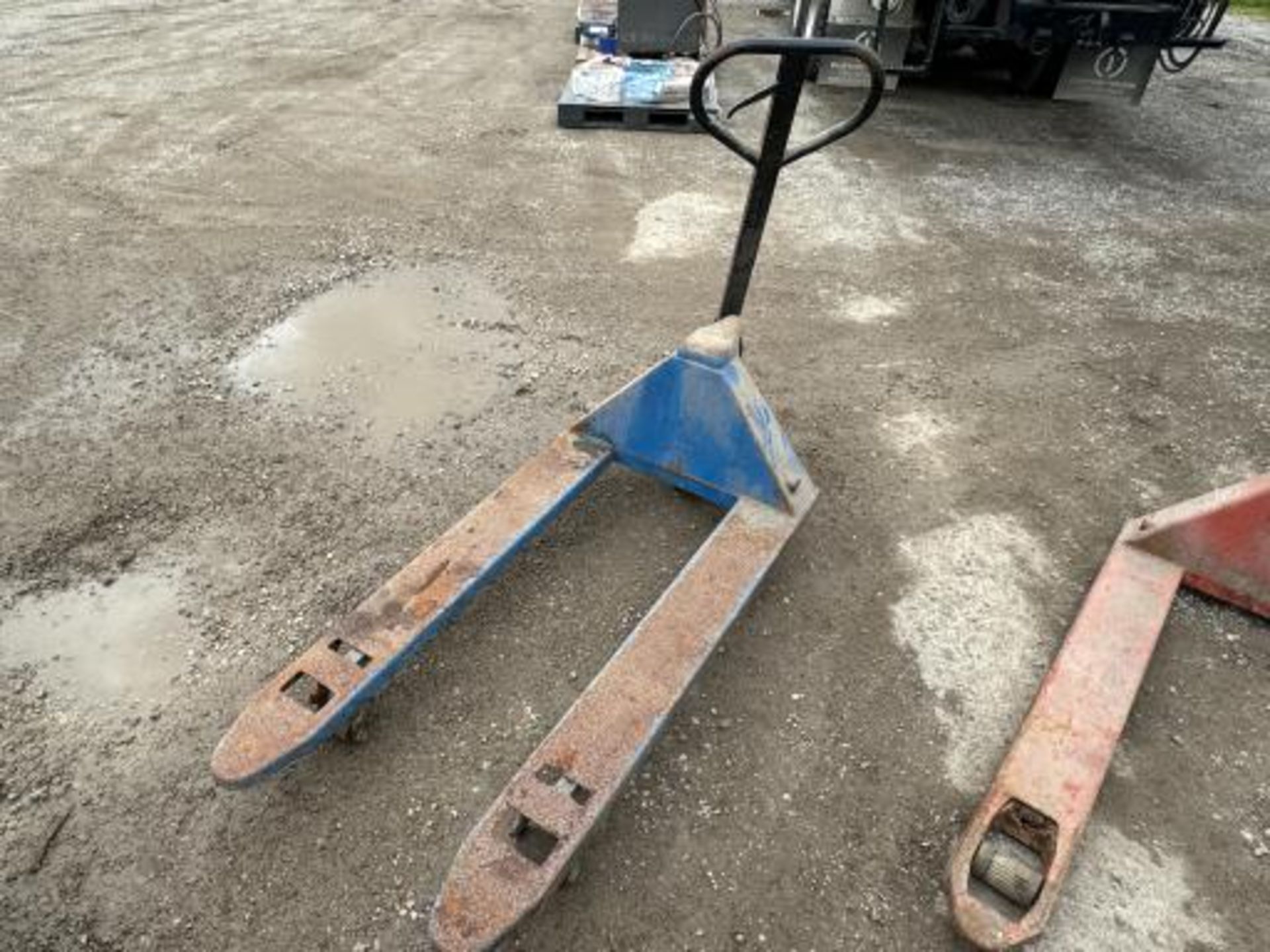 Hand Pallet Truck - Image 2 of 4