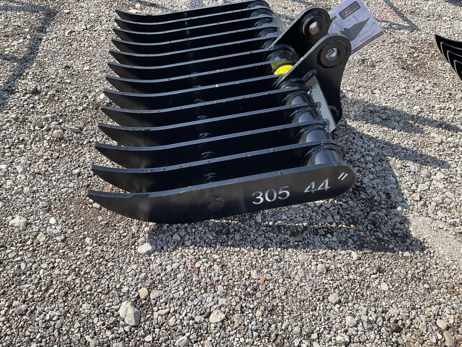 Landhero 44" C305 Mini Excavator Rake - Image 2 of 5