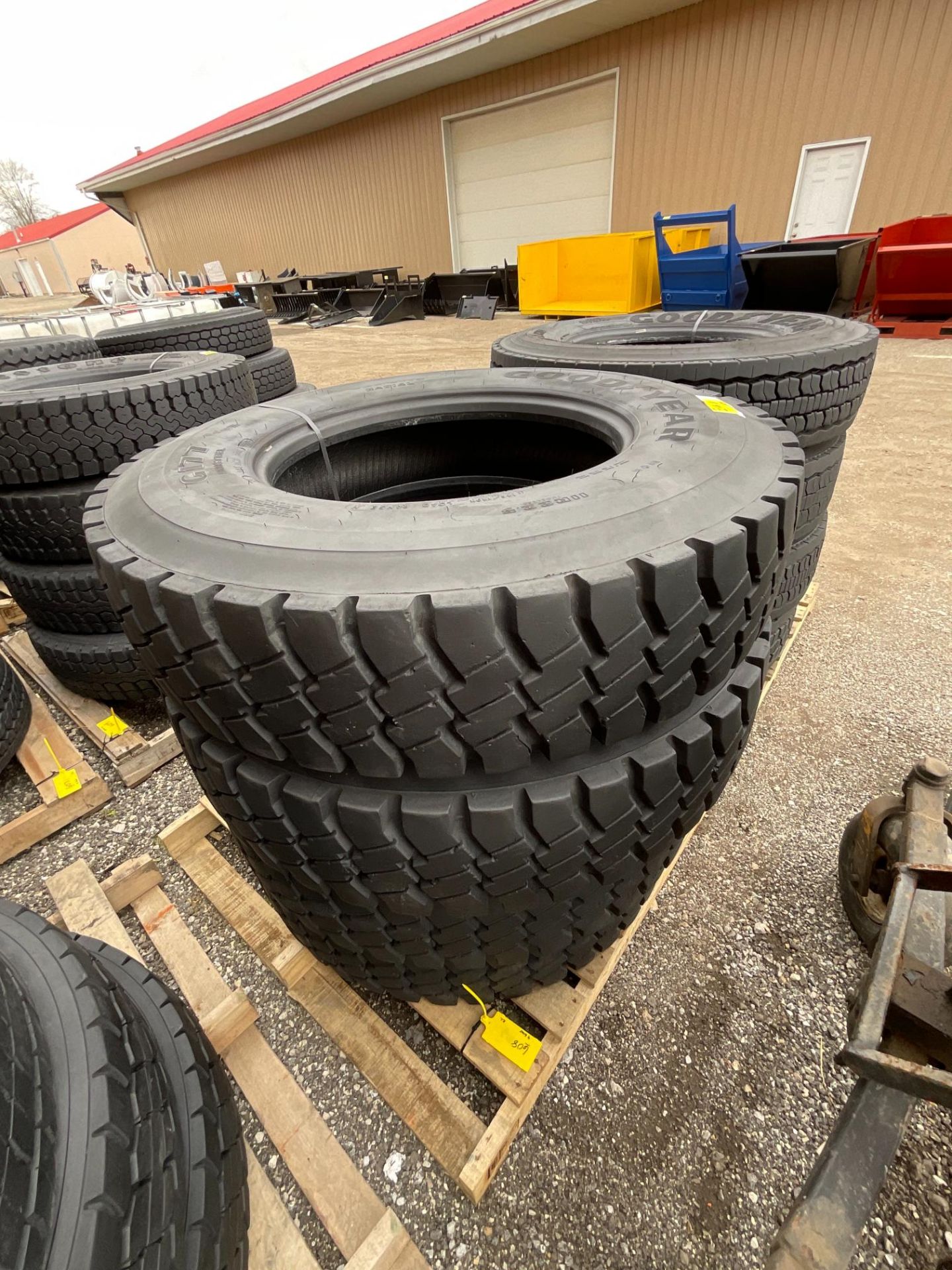 (4) Goodyear G177 11R22.5 commercial truck tires USED Virgin Tread Surplus Take Off - Image 4 of 4