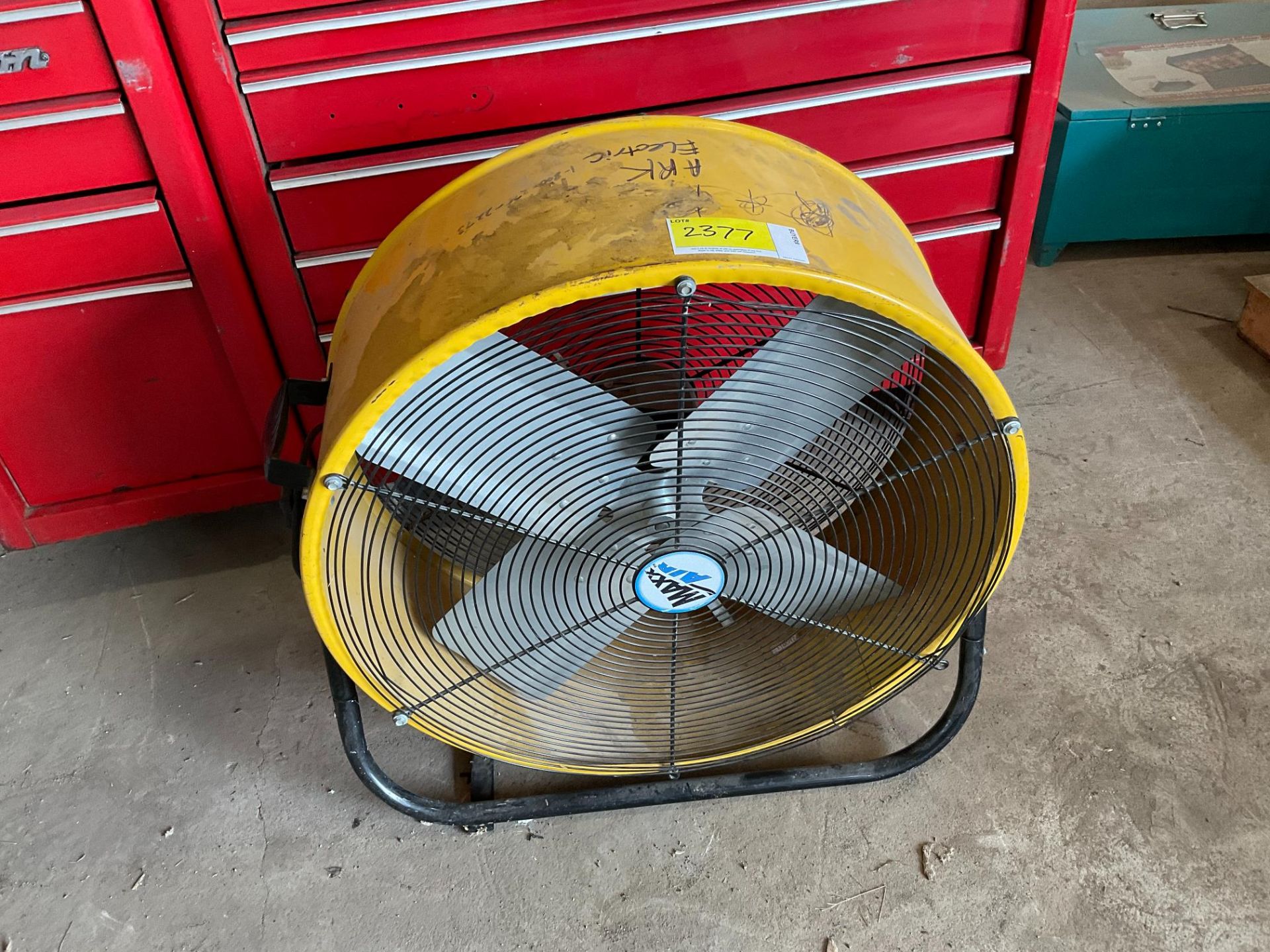 Max air Floor Fan - Image 2 of 3