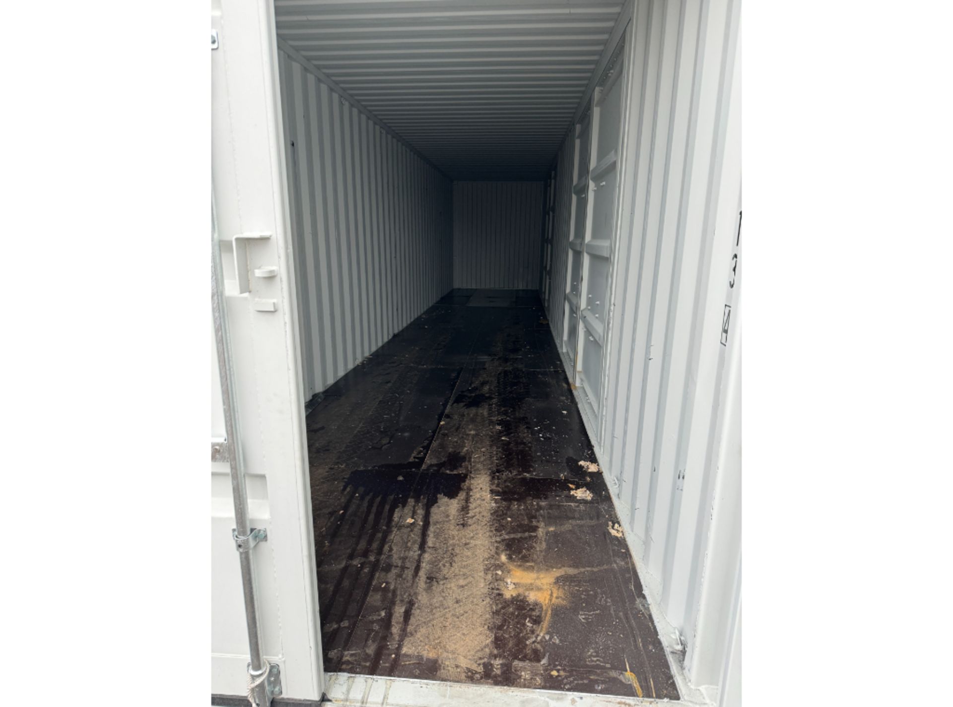 1 Trip 40' High Side Shipping Container w/ Side Doors - Image 5 of 5