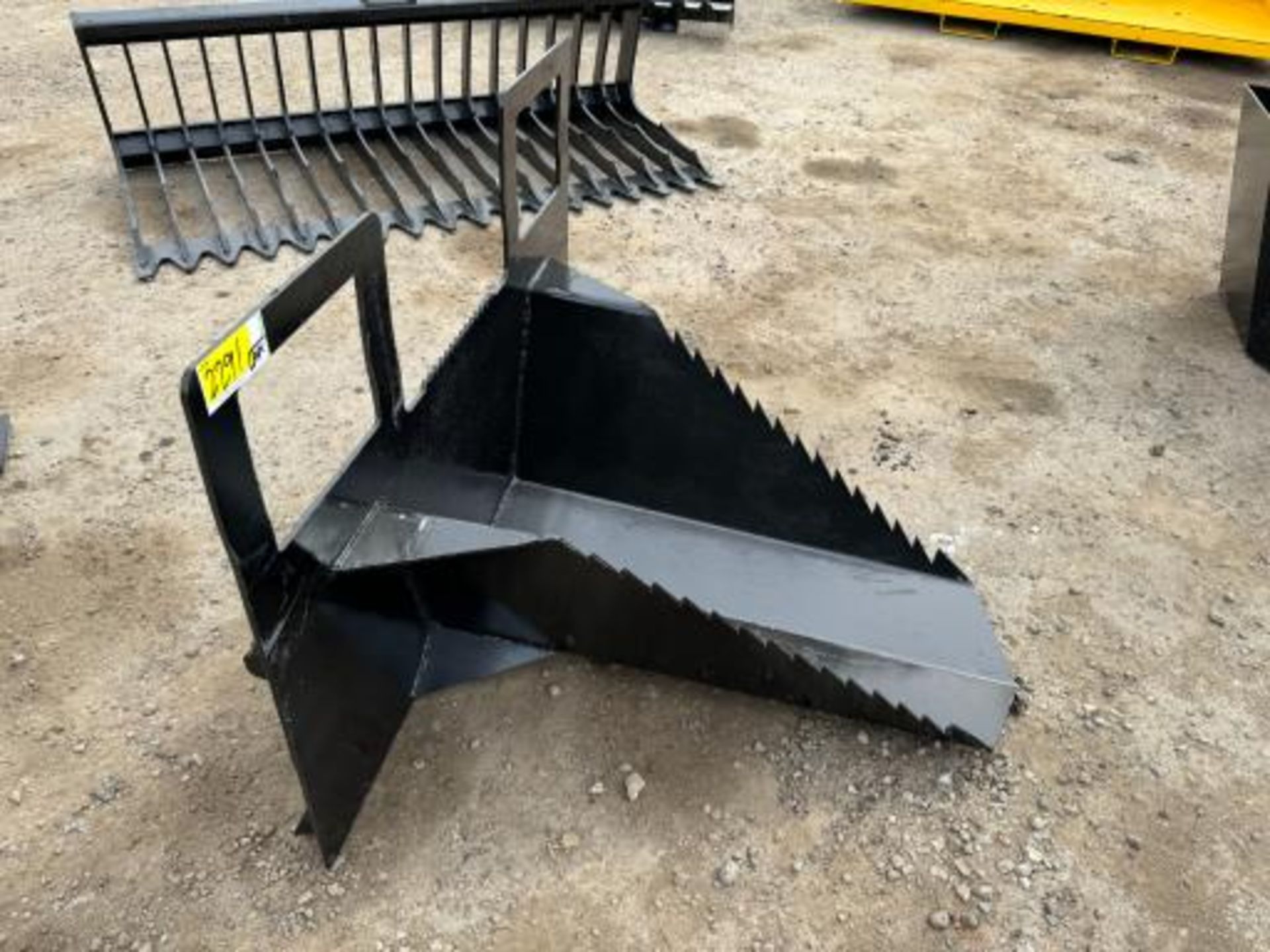 40" QC Tree Spade