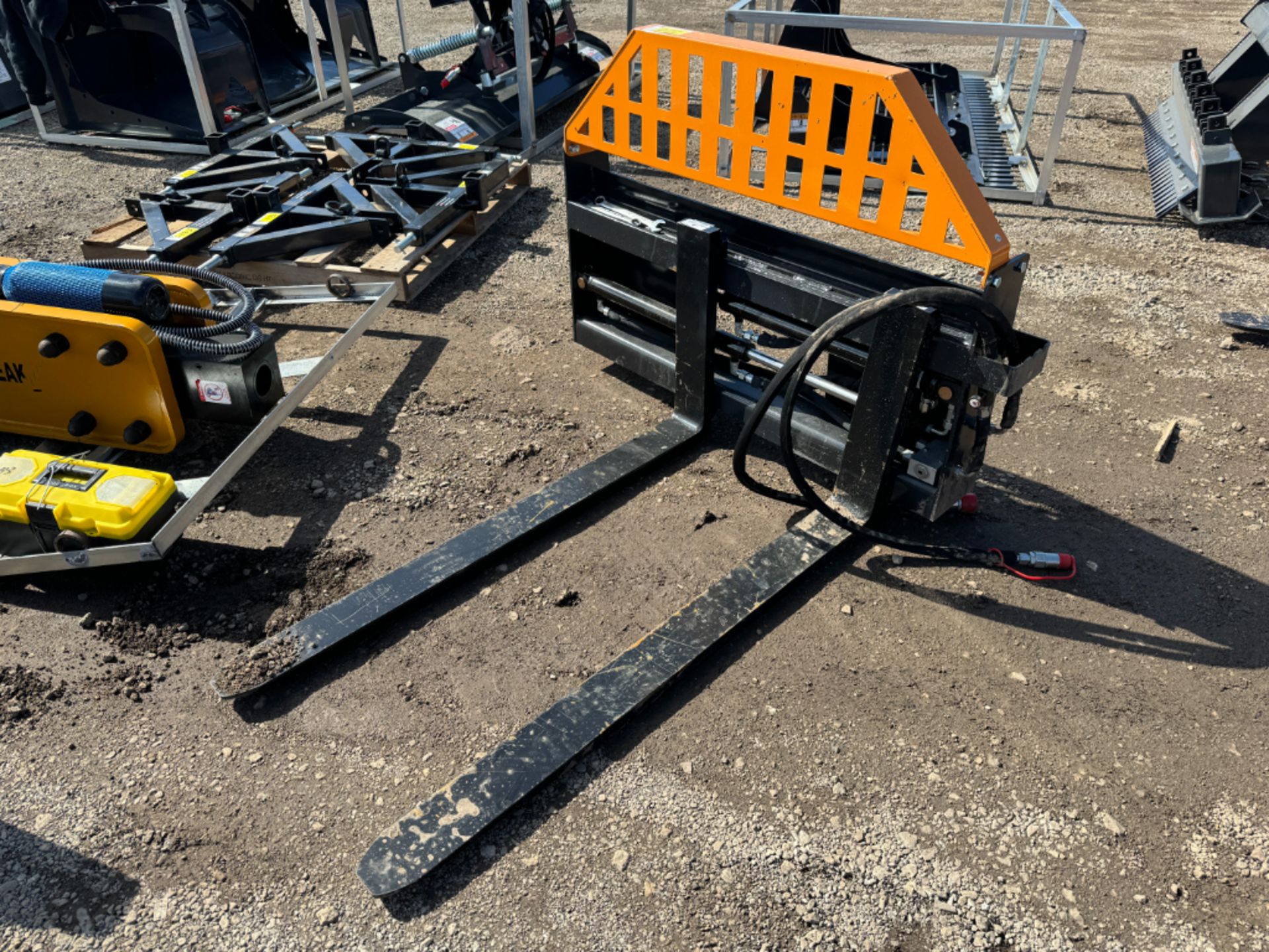 Wolverine 48" Quick Attach Hydraulic Pallet Forks