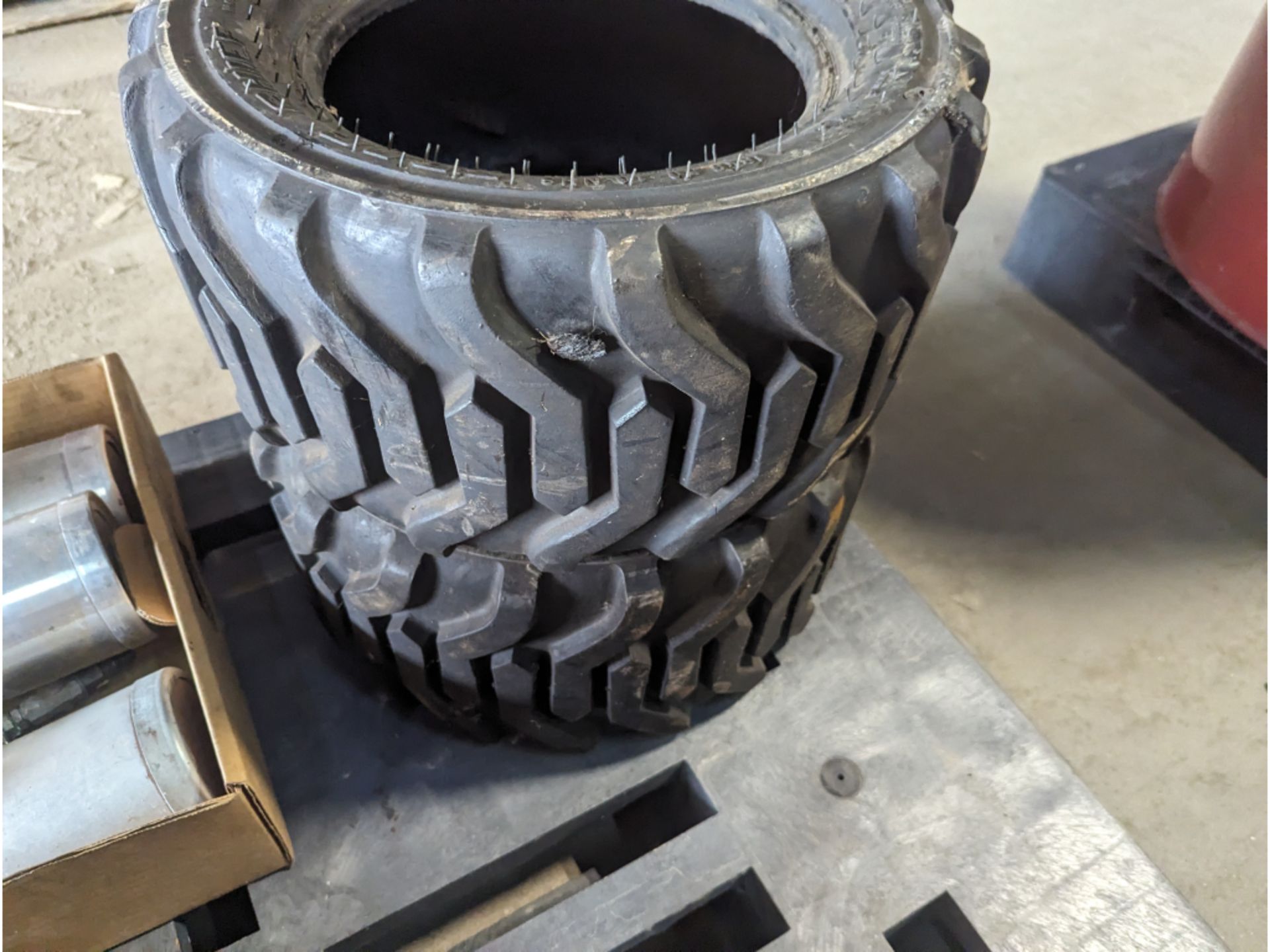 5/16" Chain, Craftsman Drill, Chargers, Grease Zerks, Carlisle Trac Chief 18x8.50-10 Tires - Image 8 of 10