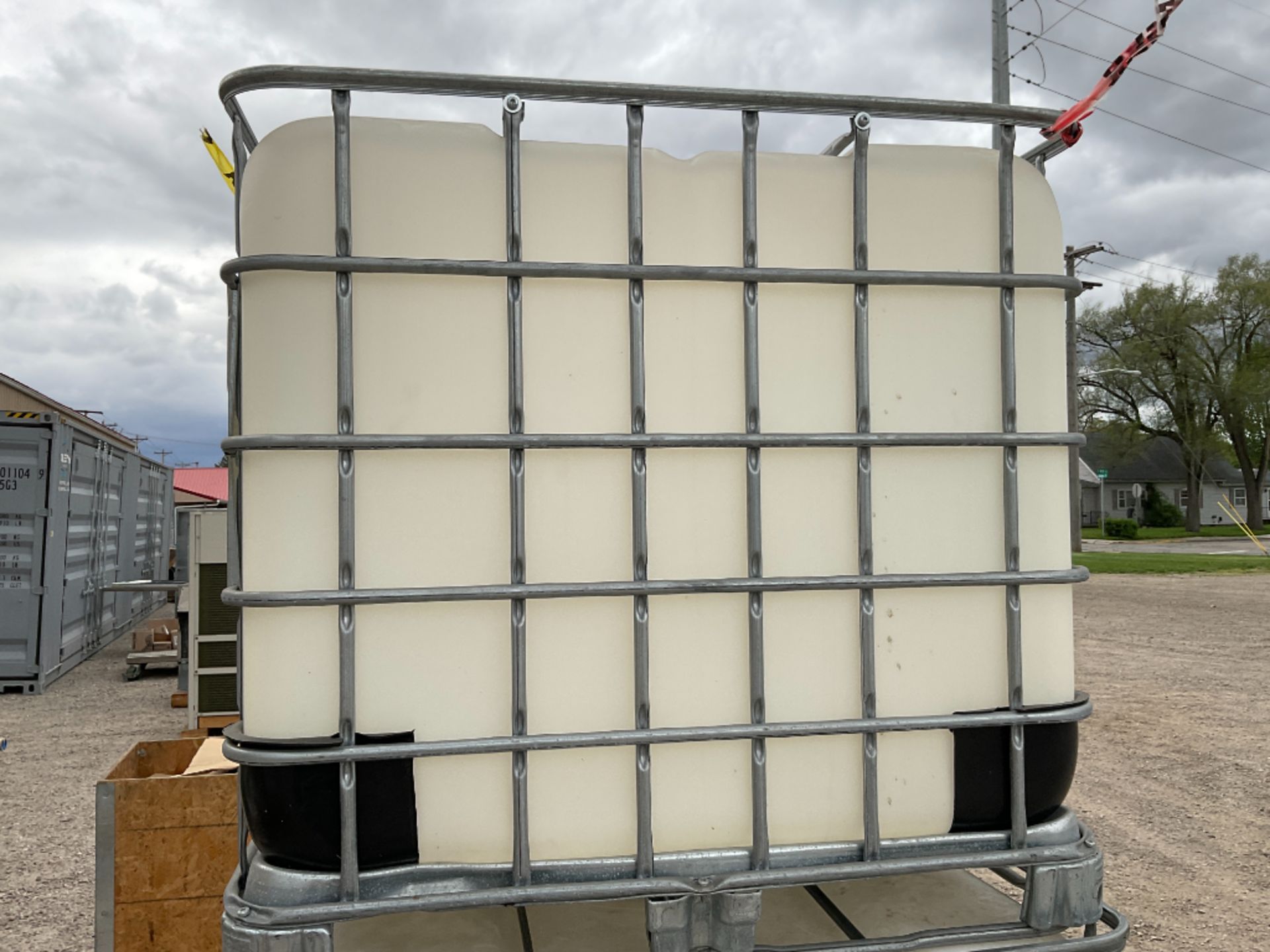 275 Gallon Poly Tank W/ Crate - Image 4 of 4