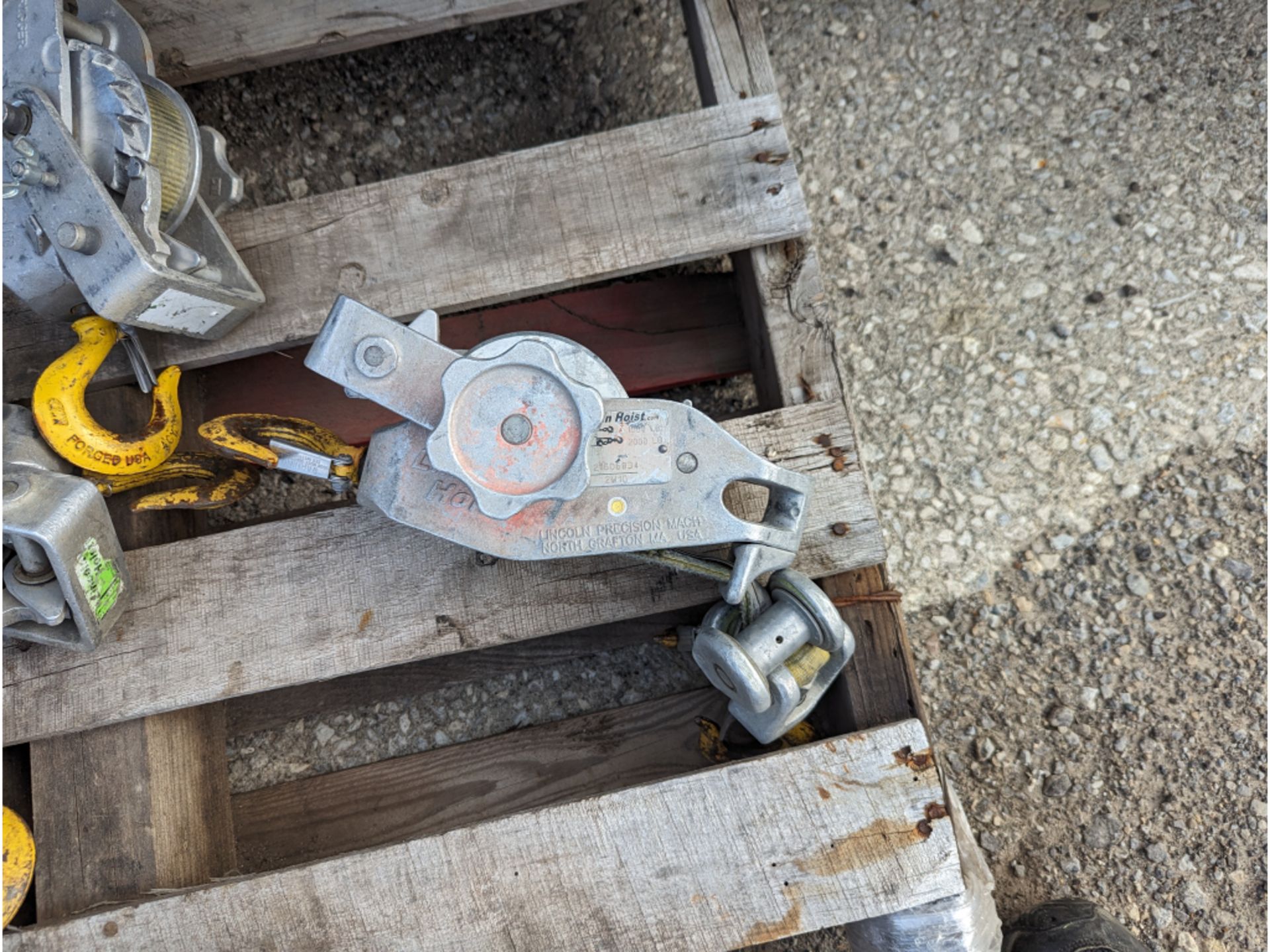 (7) LINCOLN 2W10 WEB HOIST RATCHET WINCH STRAP PULLER ELECTRIC UTILITY INDUSTRY 1000-2000LB SURPLUS - Image 3 of 7