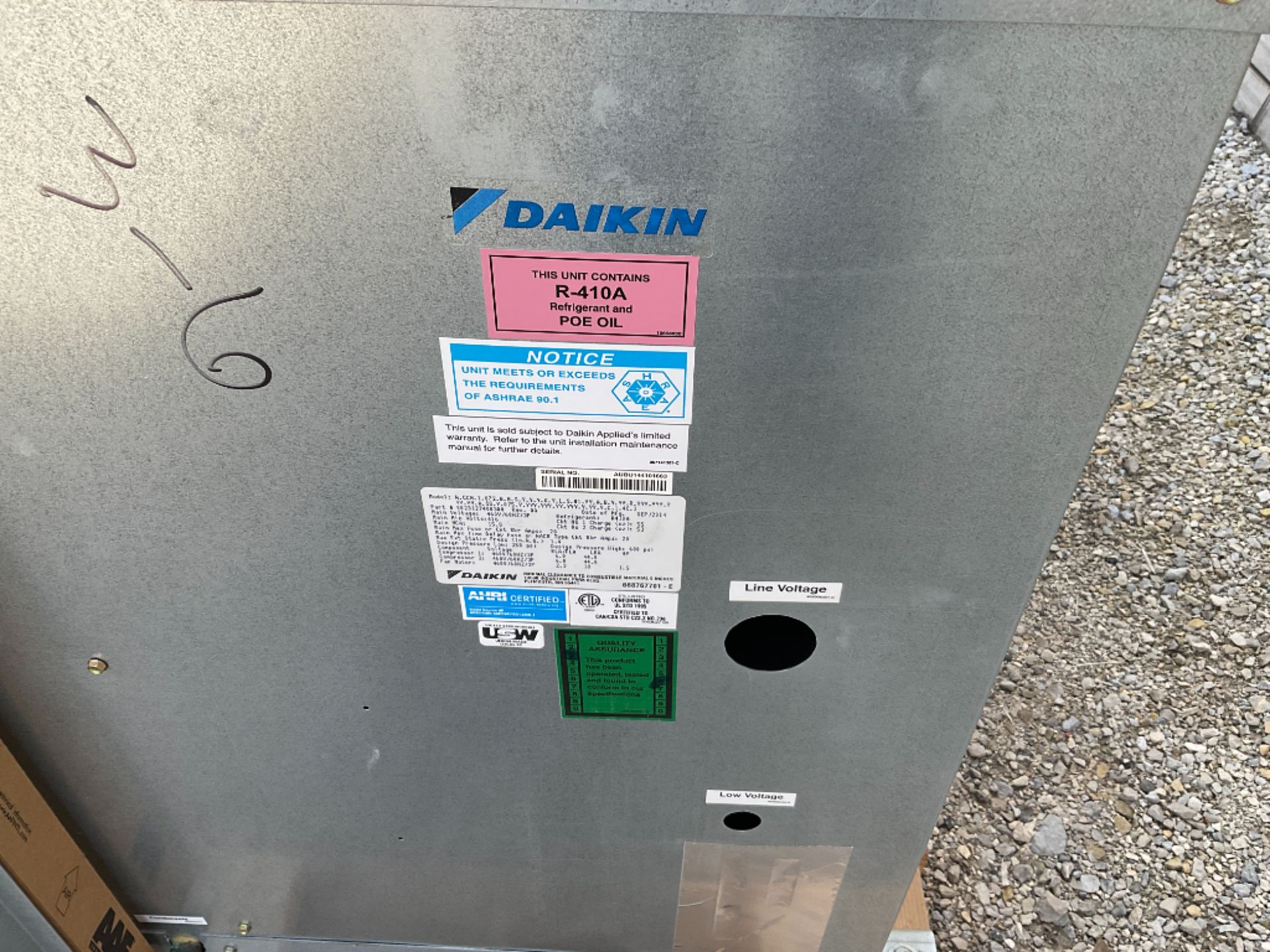 Daikon Horizantal Heat Pump R410A - Image 10 of 19