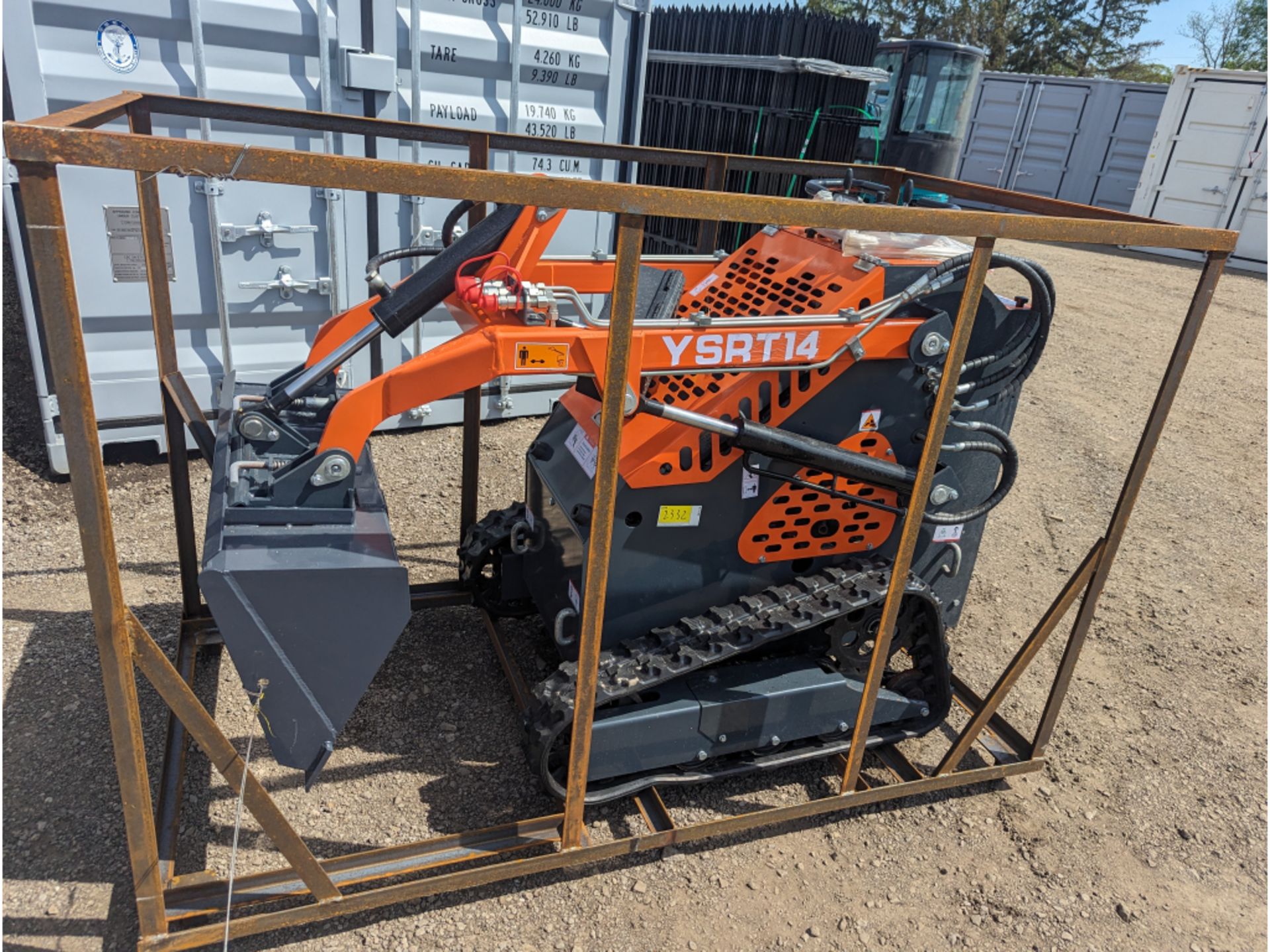 AGT YSRT14 Mini Skid Steer