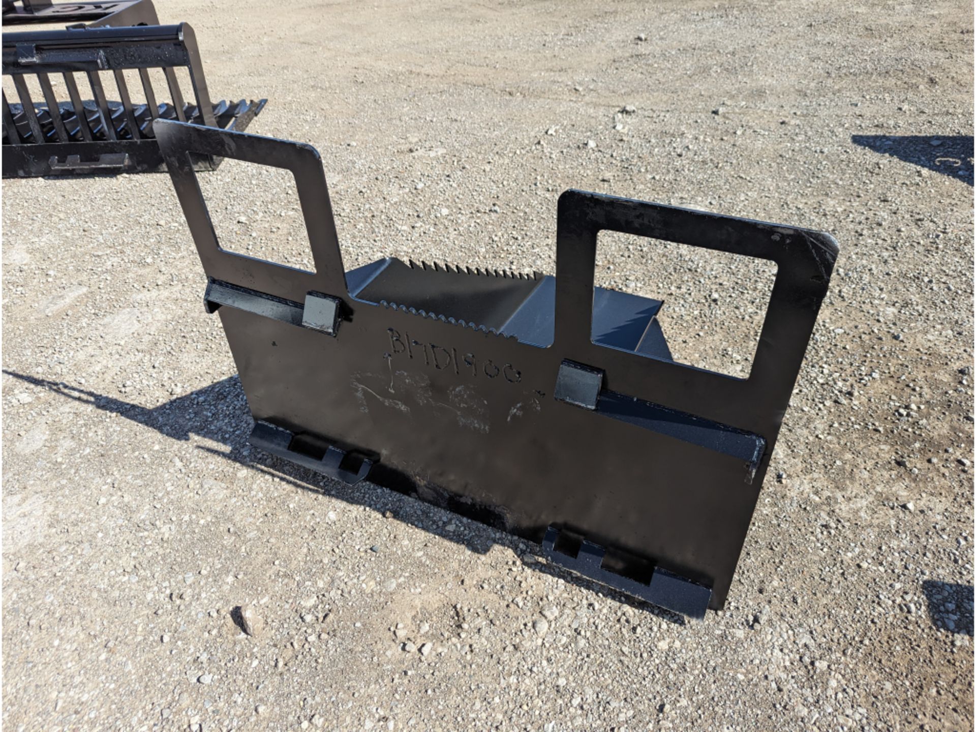 40 in. Skid Steer Spade Bucket - Image 3 of 3