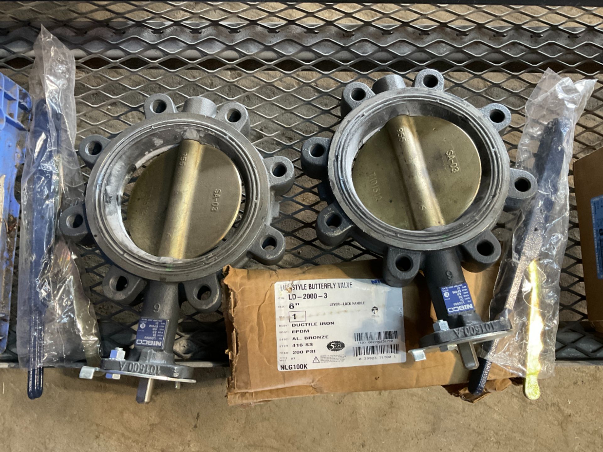 Assorted Butterfly Valves - Bild 2 aus 3