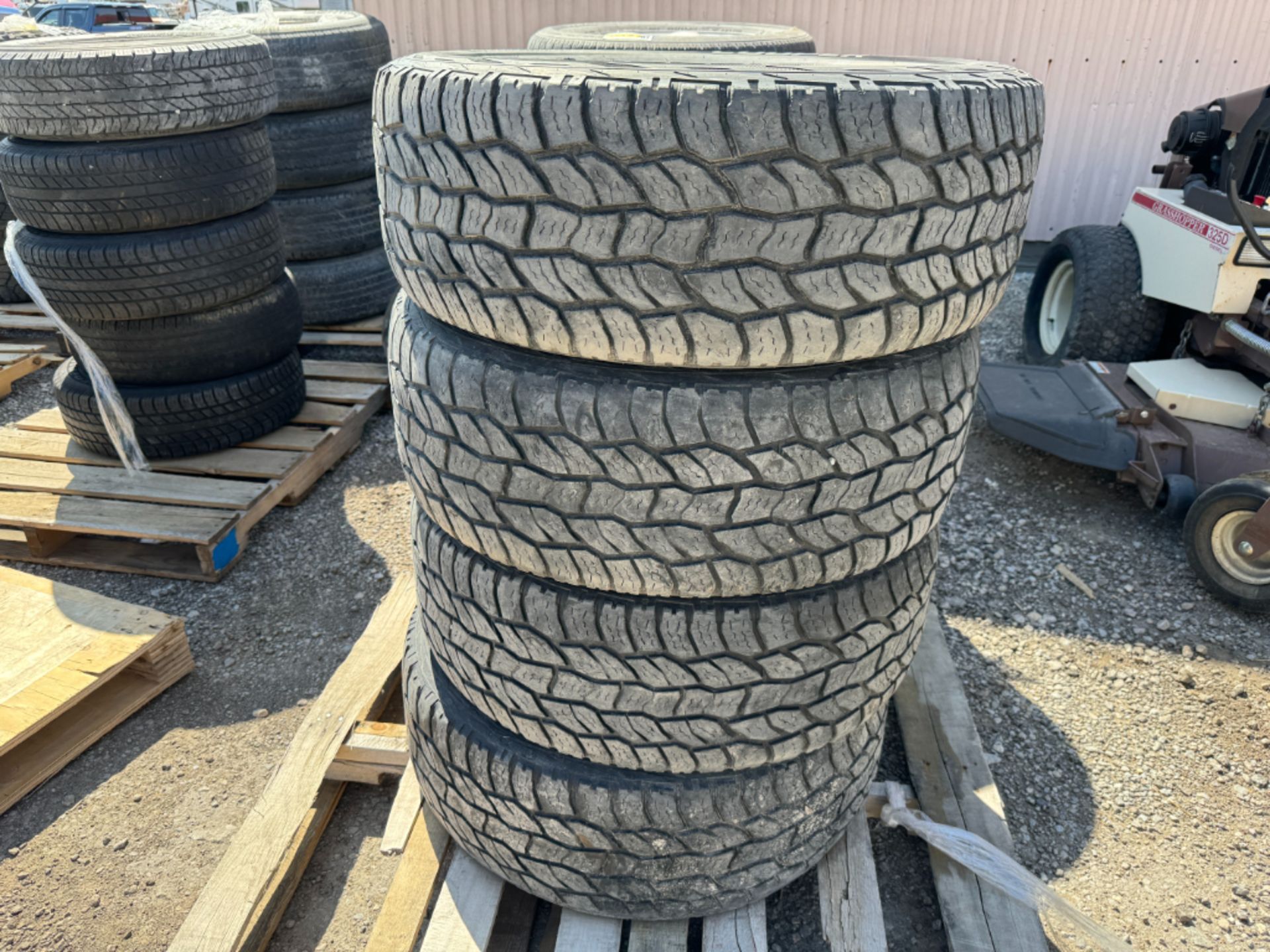 4 Discover Cooper 275/55R20 Tires - Image 2 of 5