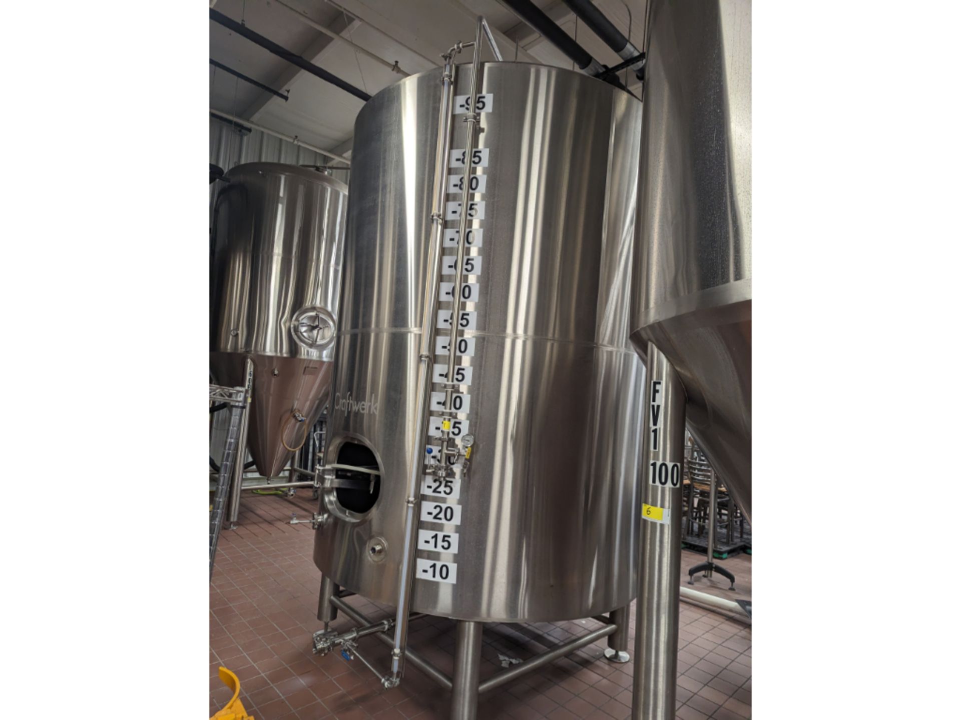 2013 Craftwerk 100 BBL Jacketed Brite Tank - Image 2 of 9