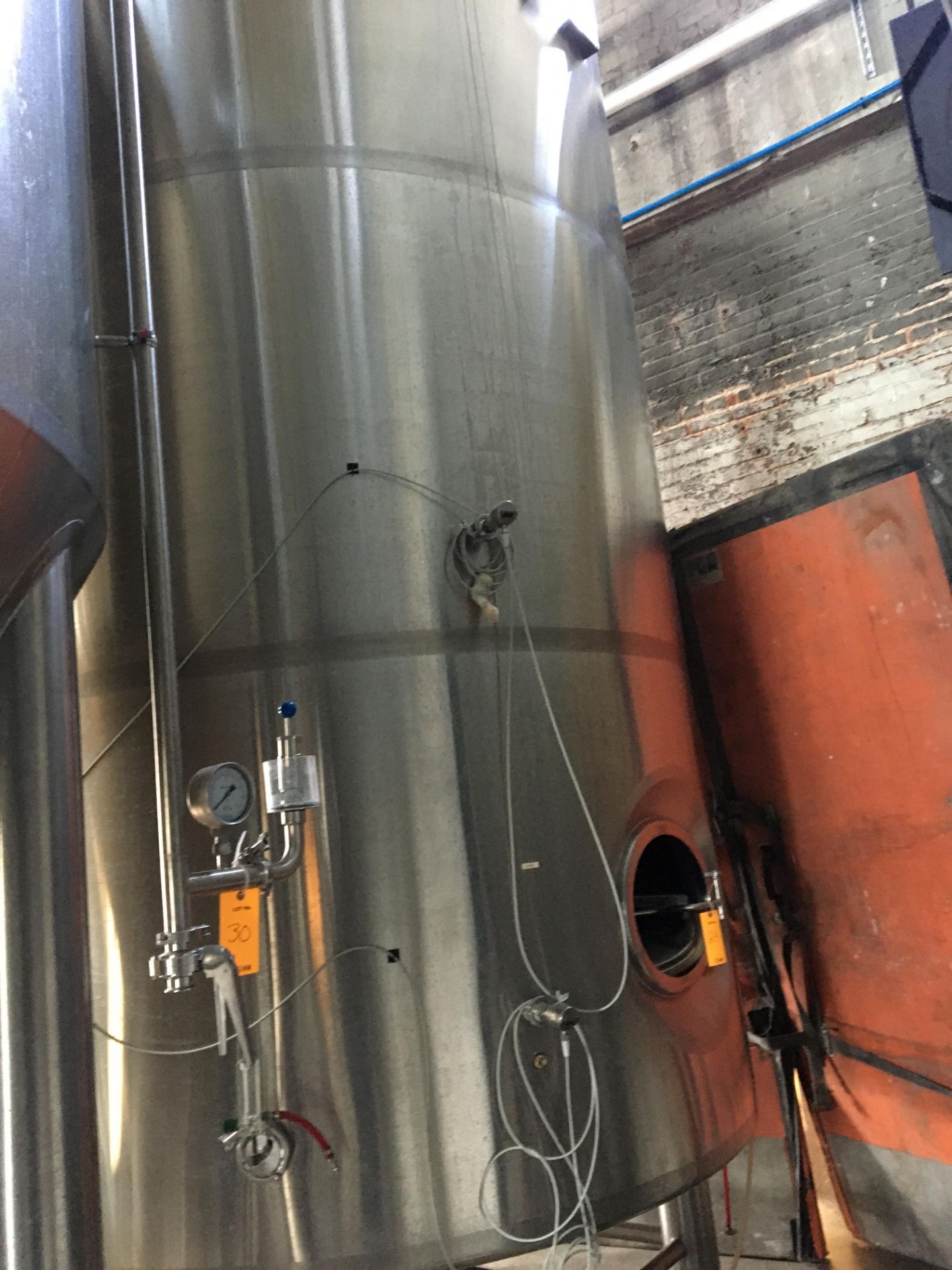 80-BBL Minnetonka Bright Tank Stainless Steel; storage for finished beer, Contains A 0-85 Psi Gauge, - Image 7 of 15