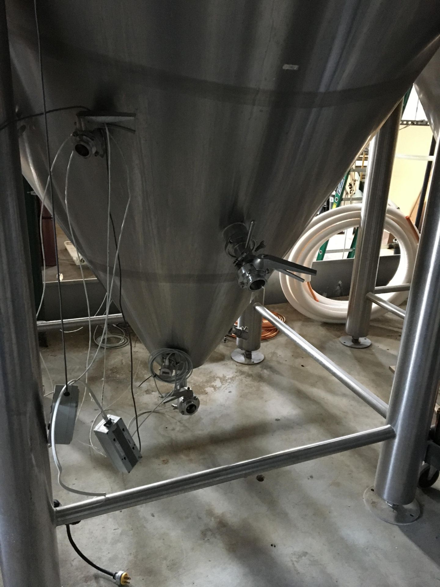 80-BBL Minnetonka Fermentation Tank, Model 80-BBL, Year 2017, Stainless Steel; Vessel store wort and - Image 9 of 15