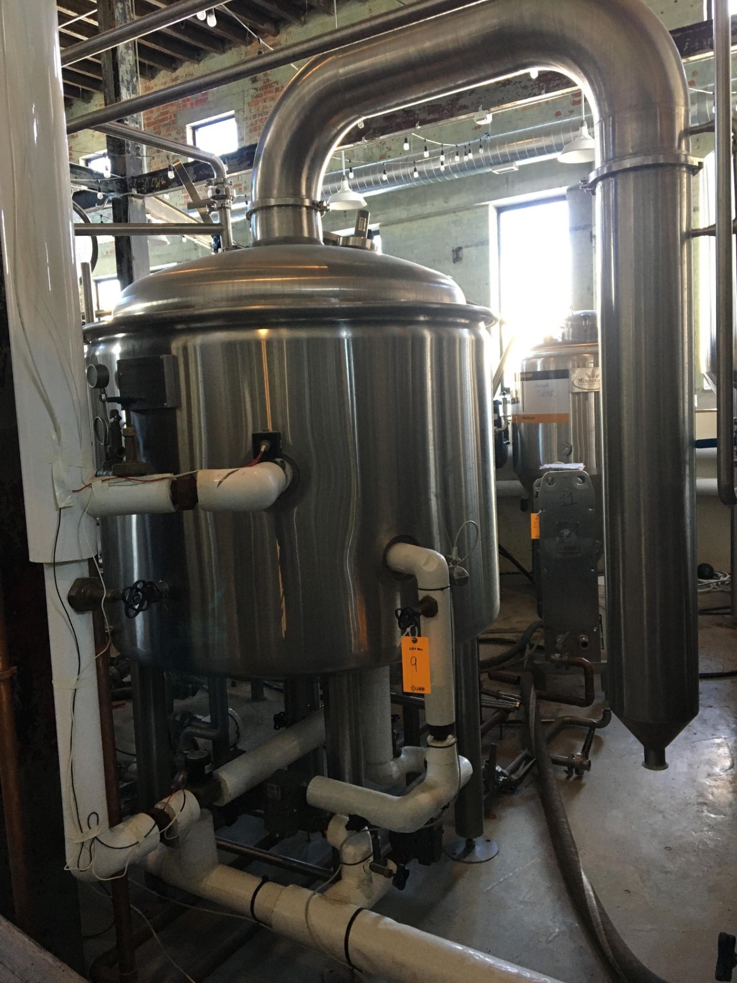 Complete 5 BBL Brewhouse Including 5-BBL Minnetonka Brew kettle/Whirlpool Tank, Stainless Steel;