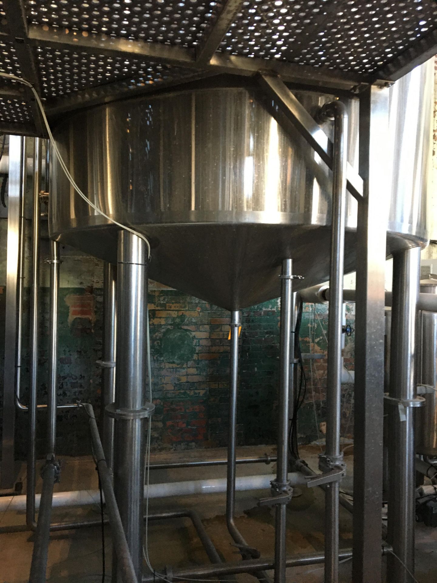 Complete 20 BBL Brewhouse Including 20-BBL Minnetonka Whirlpool Tank Stainless Steel; - Image 3 of 75
