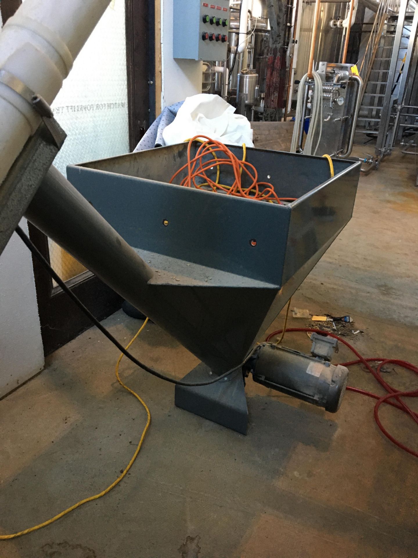 EAI- Easy Automation Inc Short Auger, Metal; The Auger used to transfer uncracked grain from a - Image 8 of 9