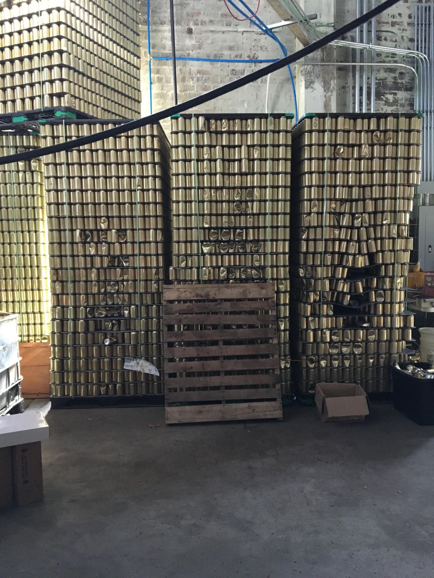 7 Pallets & 8 Trash Cans Carroll Brewing/ Gold Empty Aluminum Cans+ Can Tops - Image 7 of 23