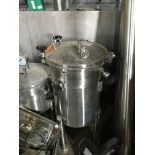 50-L Minnetonka Hops Back Tank, Stainless Steel; Vessel That a brewing vat into which the wort is